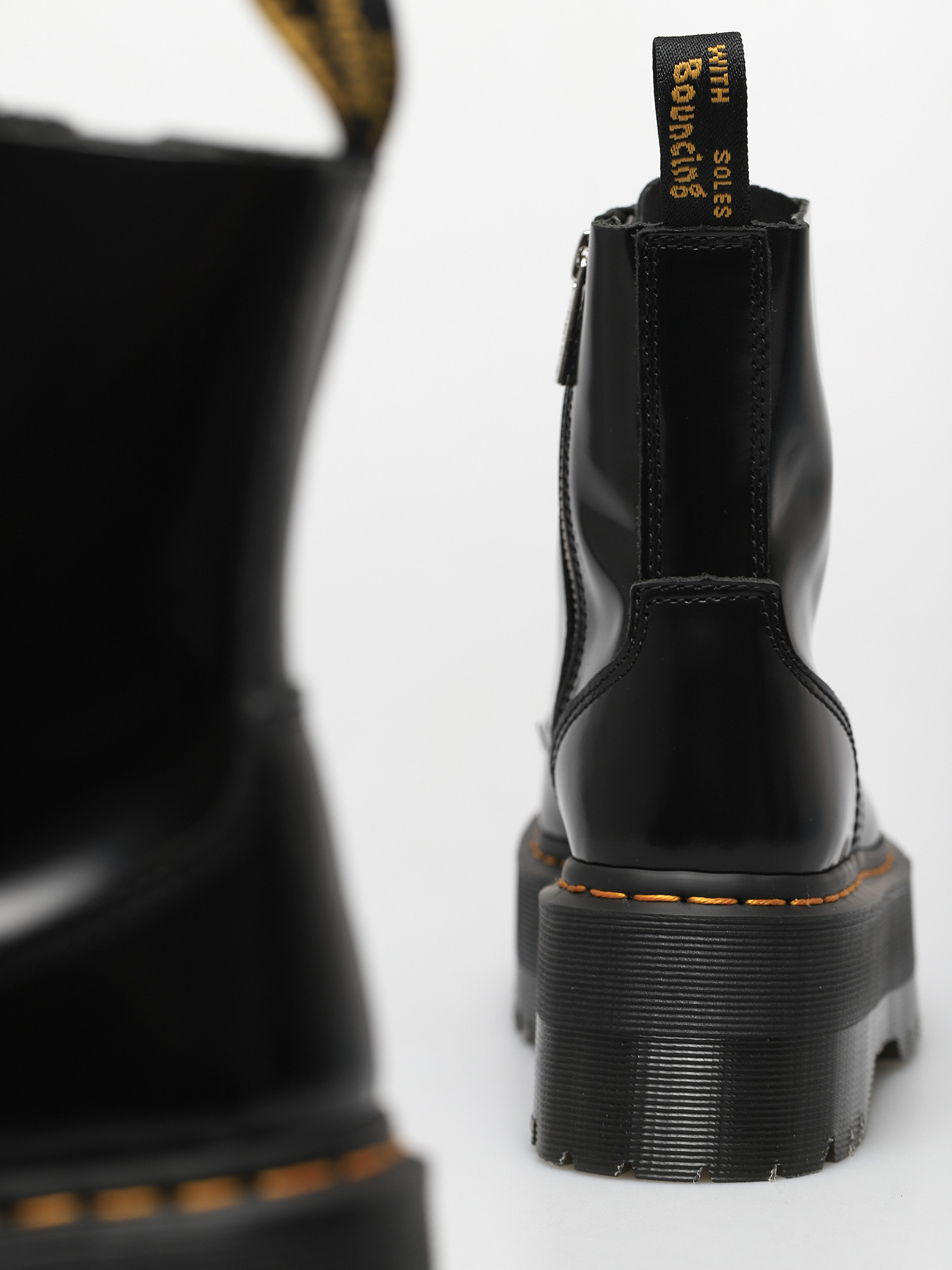 Boty Dr. Martens Jadon Max Wmn (buttero black)