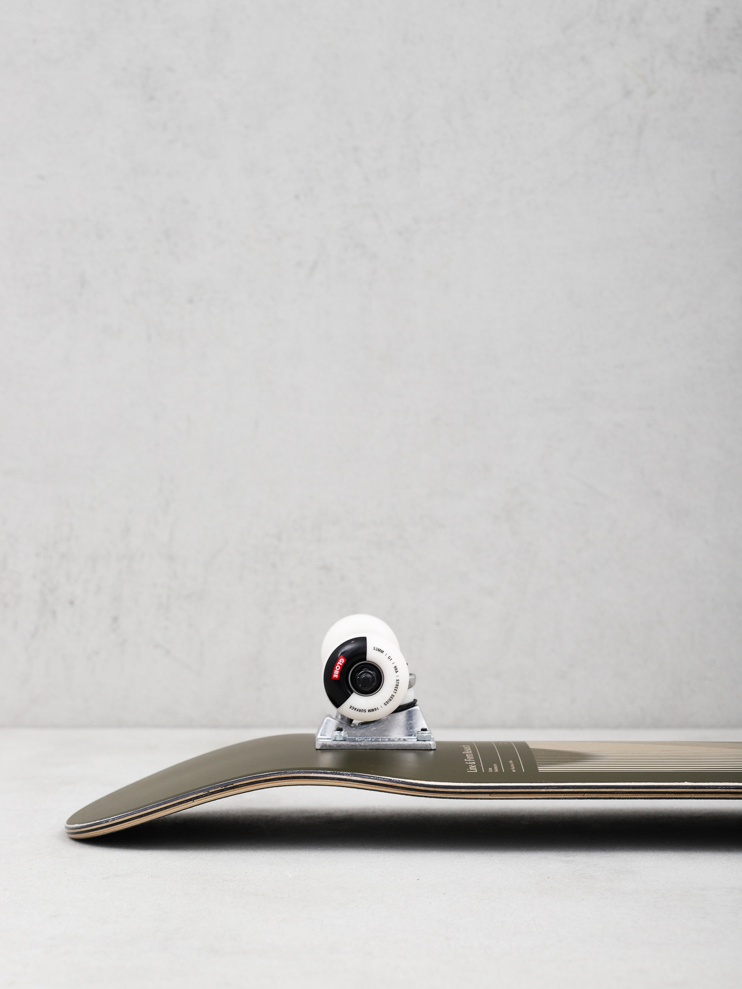 Skateboard Globe G1 Lineform (olive)