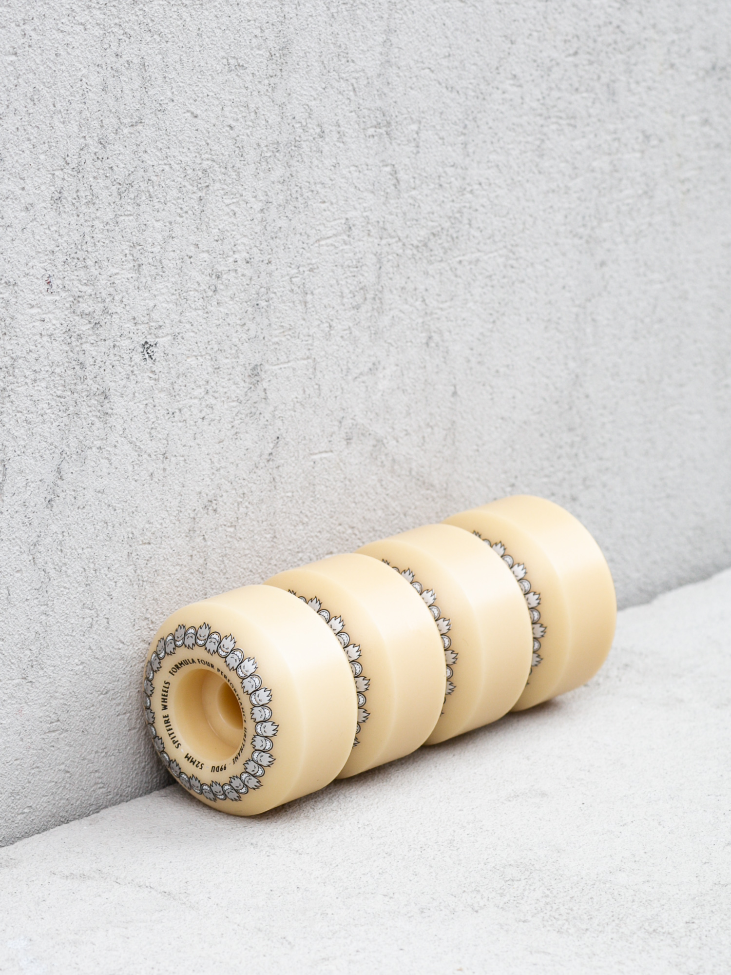 Kolečka Spitfire F4 99D Repeaters (natural/silver)