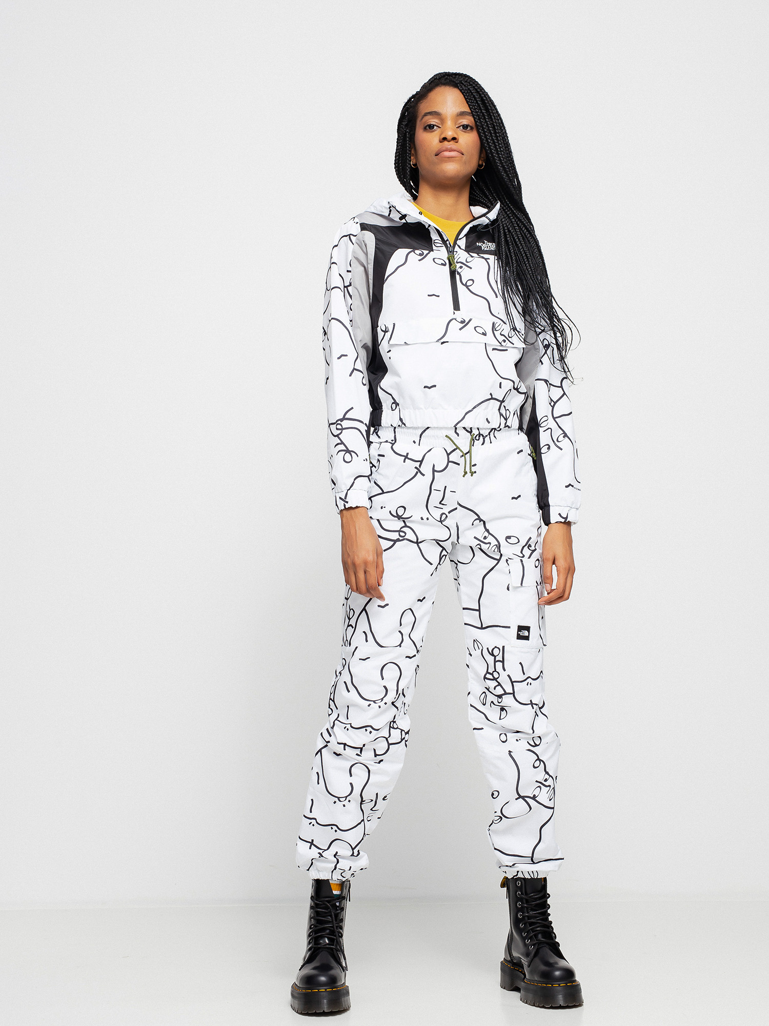 Bunda The North Face Black Box Search & Rescue Short Wind Wmn (tnfwshanmarserchanrscprnt)