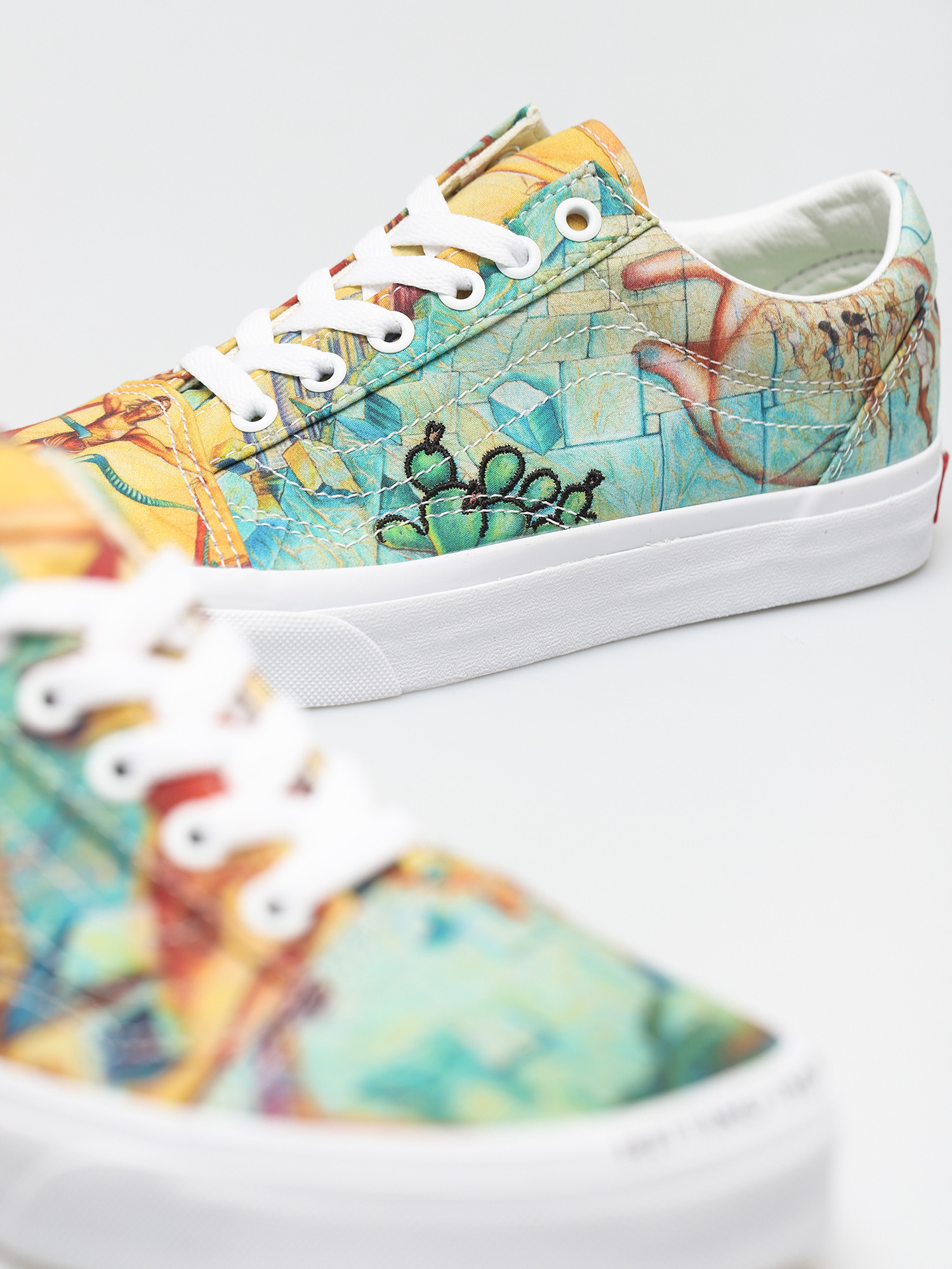Boty Vans X Moca Old Skool Wmn (judy baca)