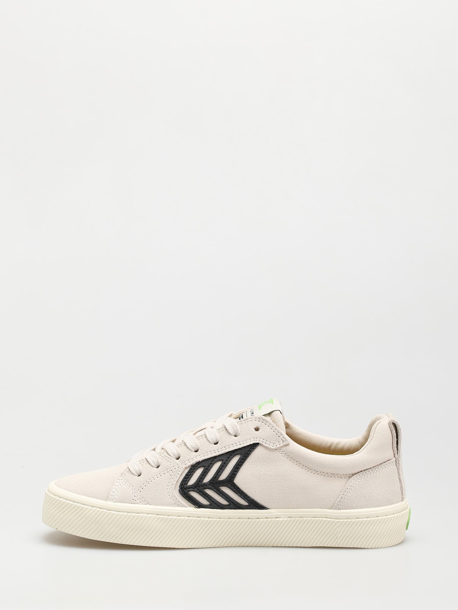 Boty Cariuma Catiba Pro (vintage white/black logo)