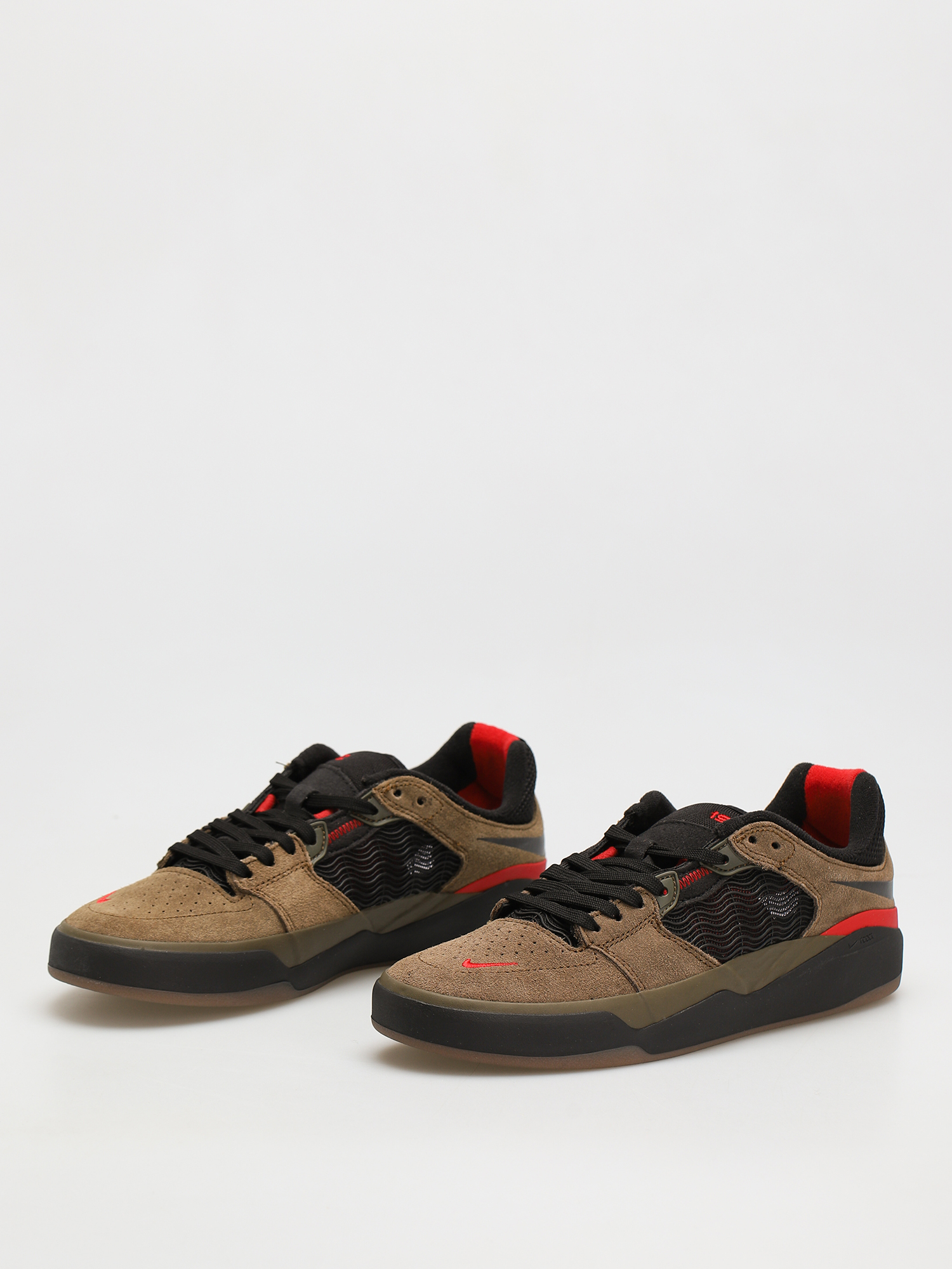 Boty Nike SB Ishod (light olive/black light olive)