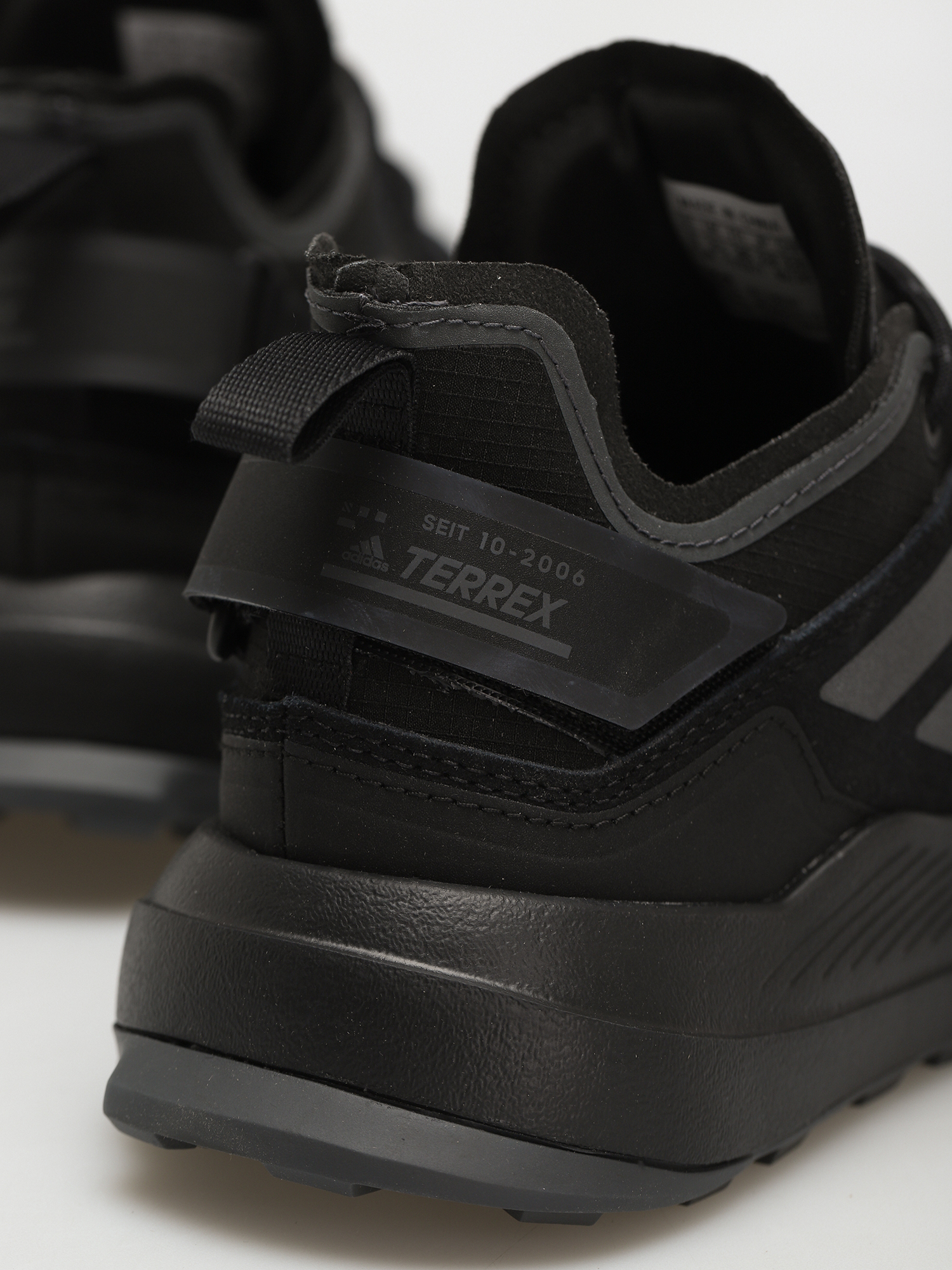 Boty adidas Terrex Hikster Wmn (cblack/cblack/dgsogr)