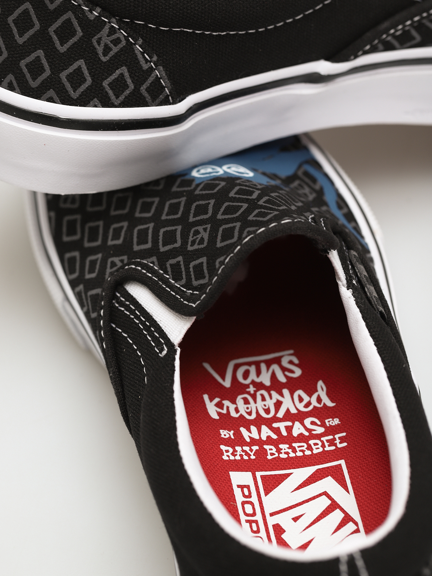 Boty Vans X KROOKED Skate Slip On (by natas for ray/black)