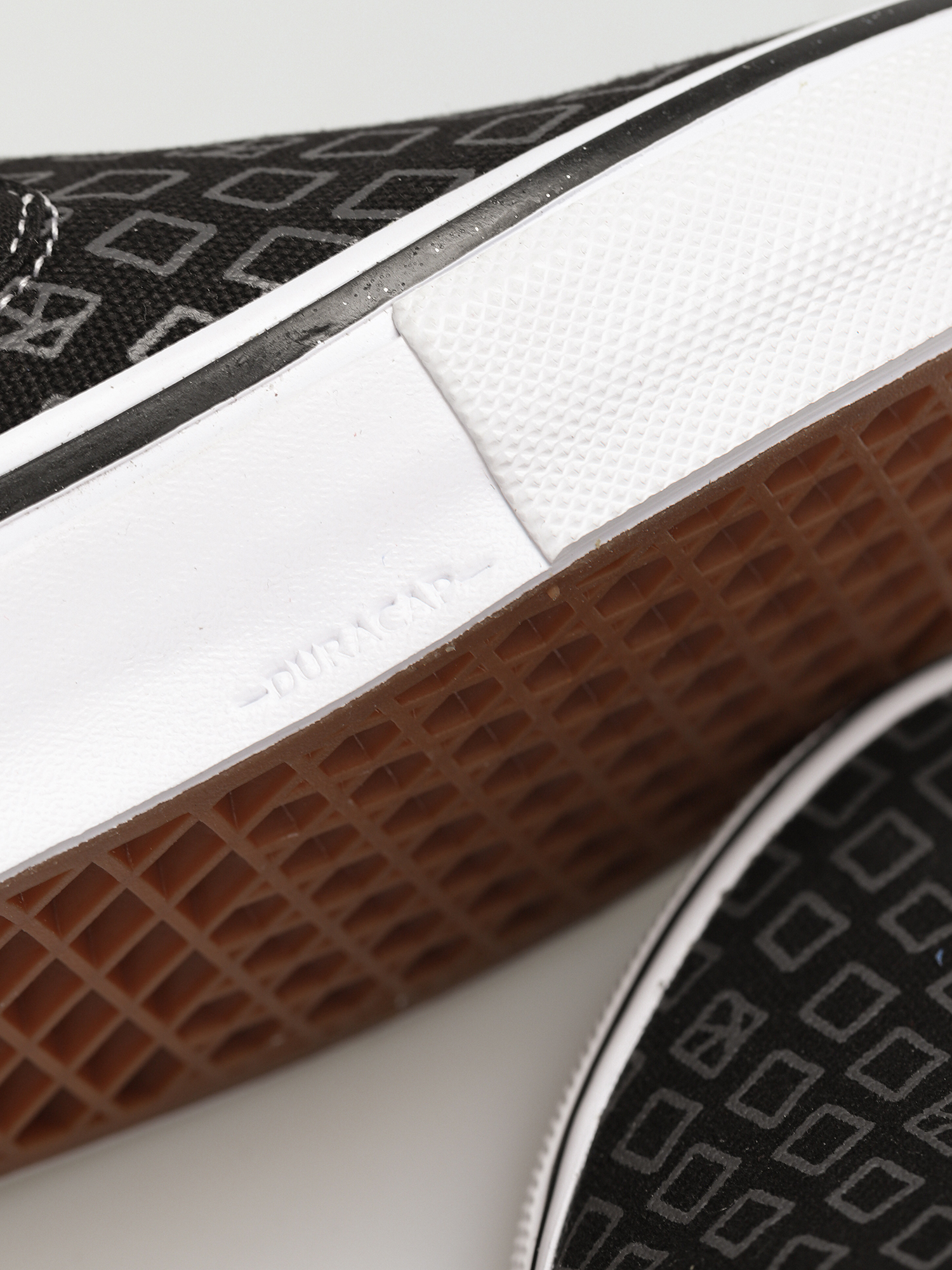 Boty Vans X KROOKED Skate Slip On (by natas for ray/black)