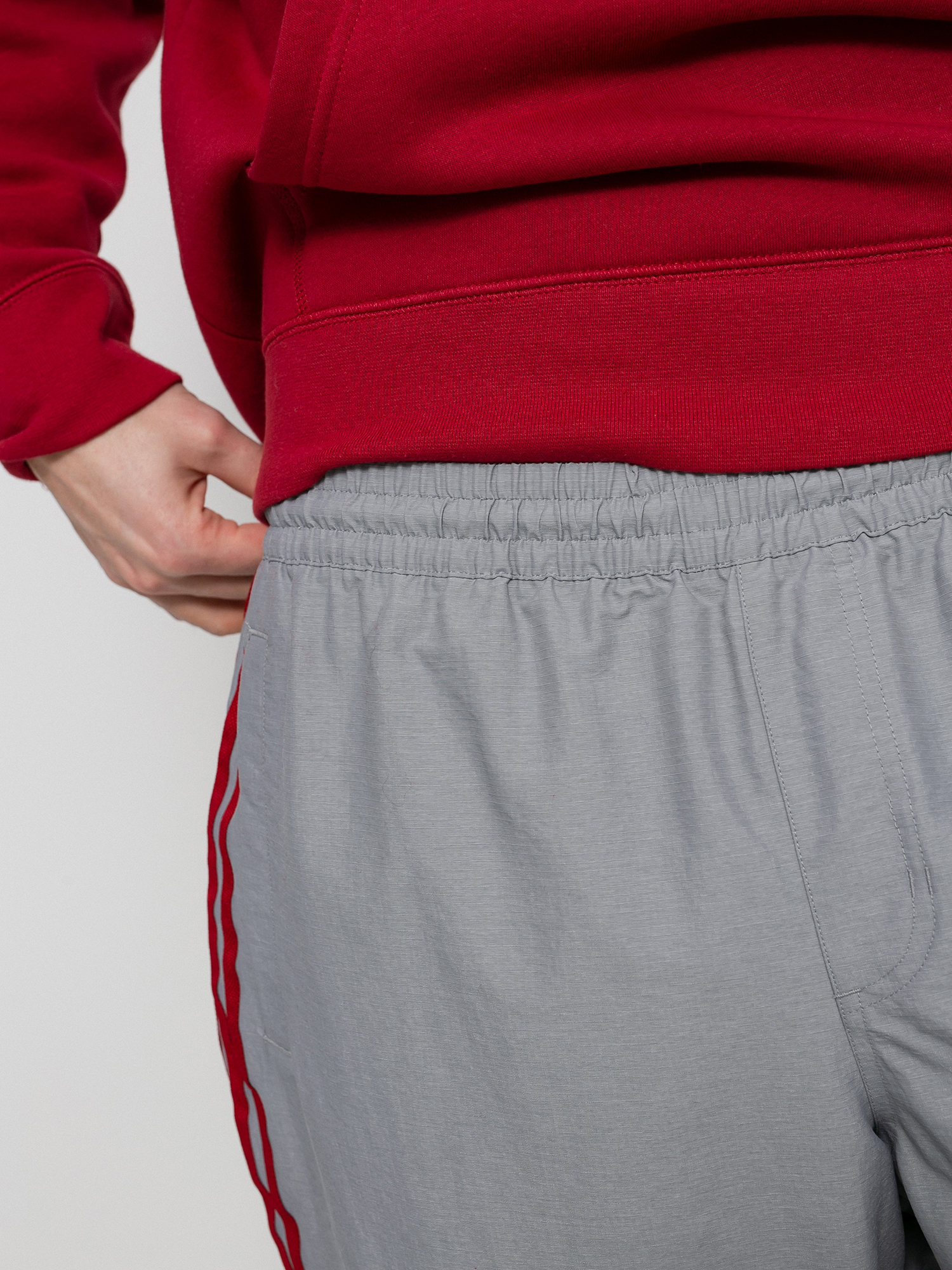 Kalhoty adidas Sst Track (grey/white/tmvire)