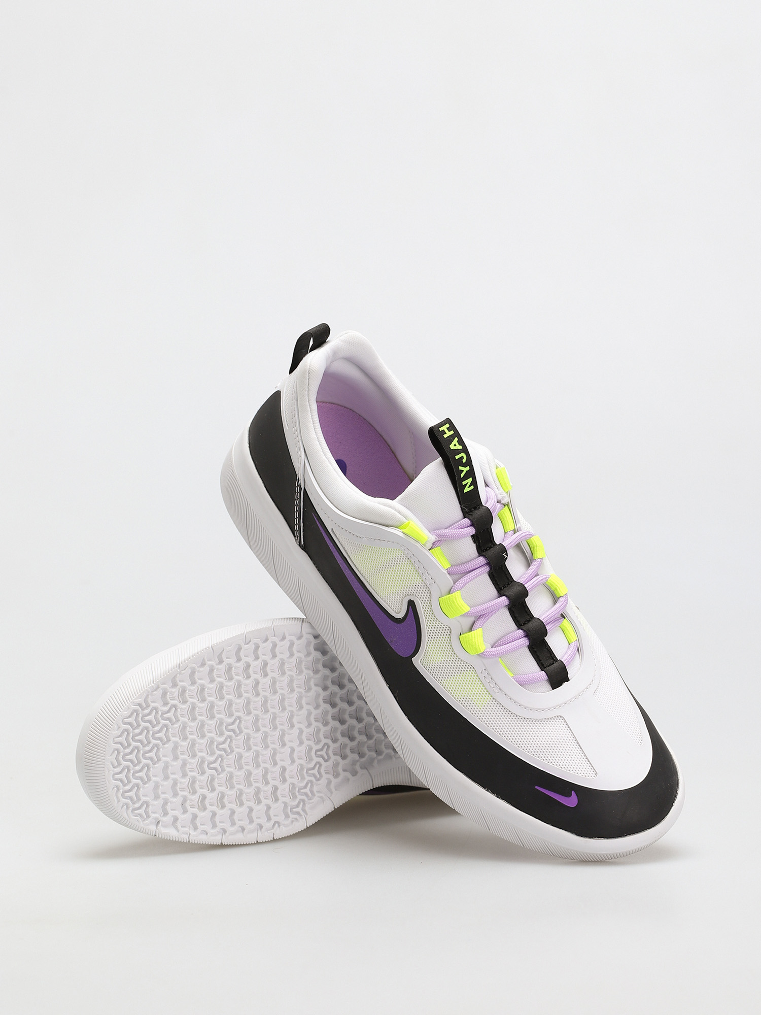 Boty Nike SB Nyjah Free 2 (black/wild berry white lilac)