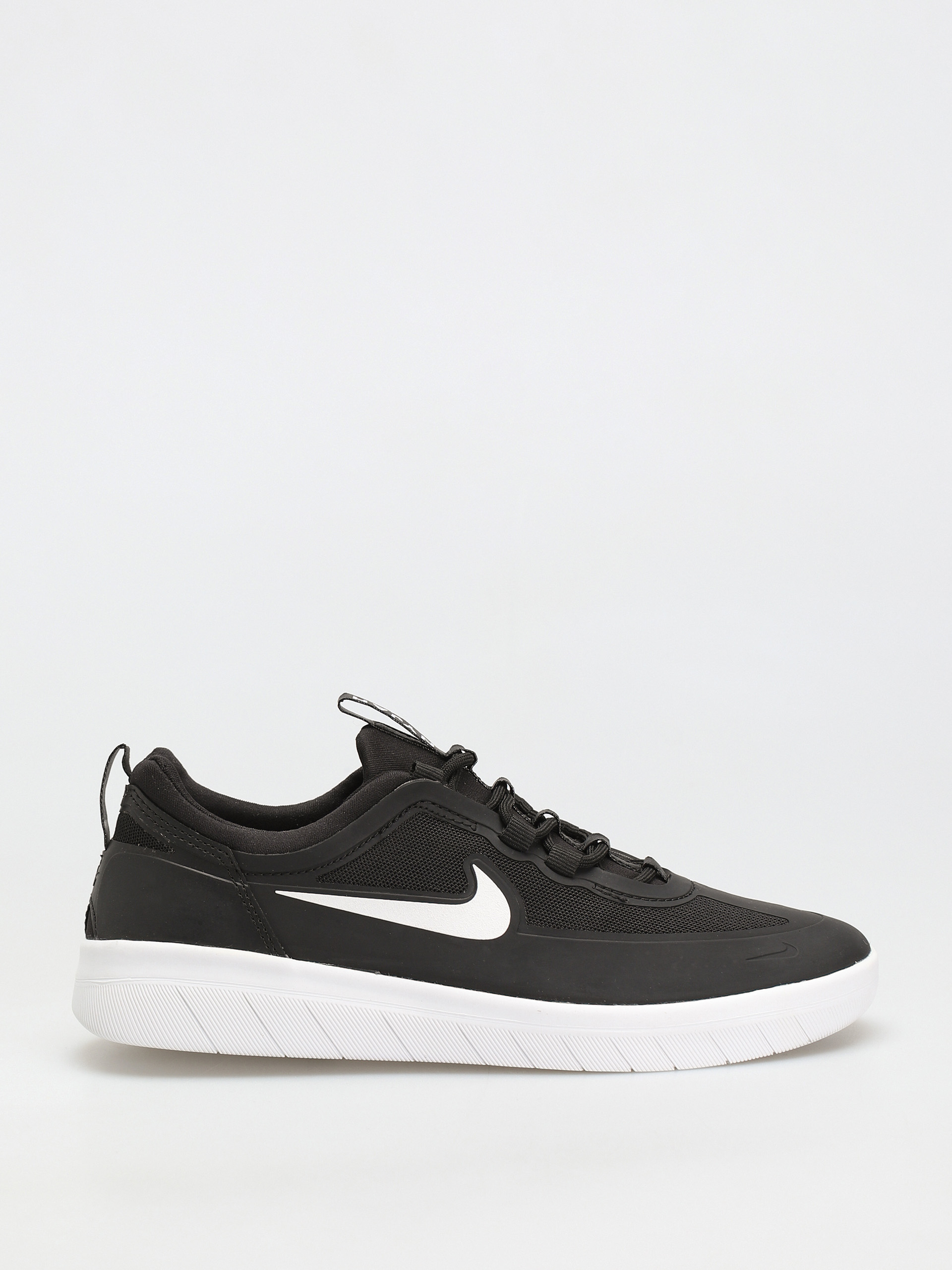 Boty Nike SB Nyjah Free 2 (black/white black black)