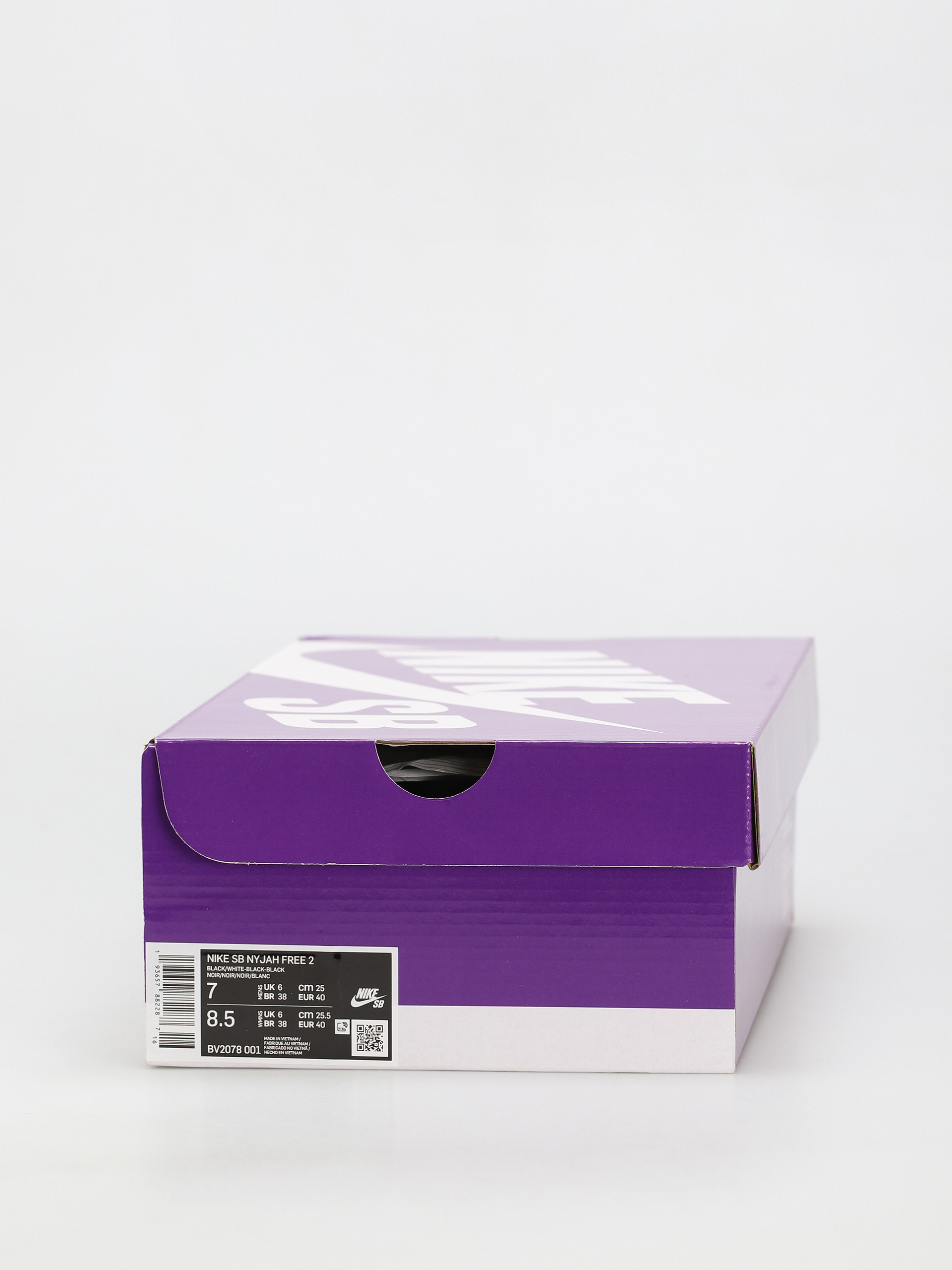 Boty Nike SB Nyjah Free 2 (black/white black black)