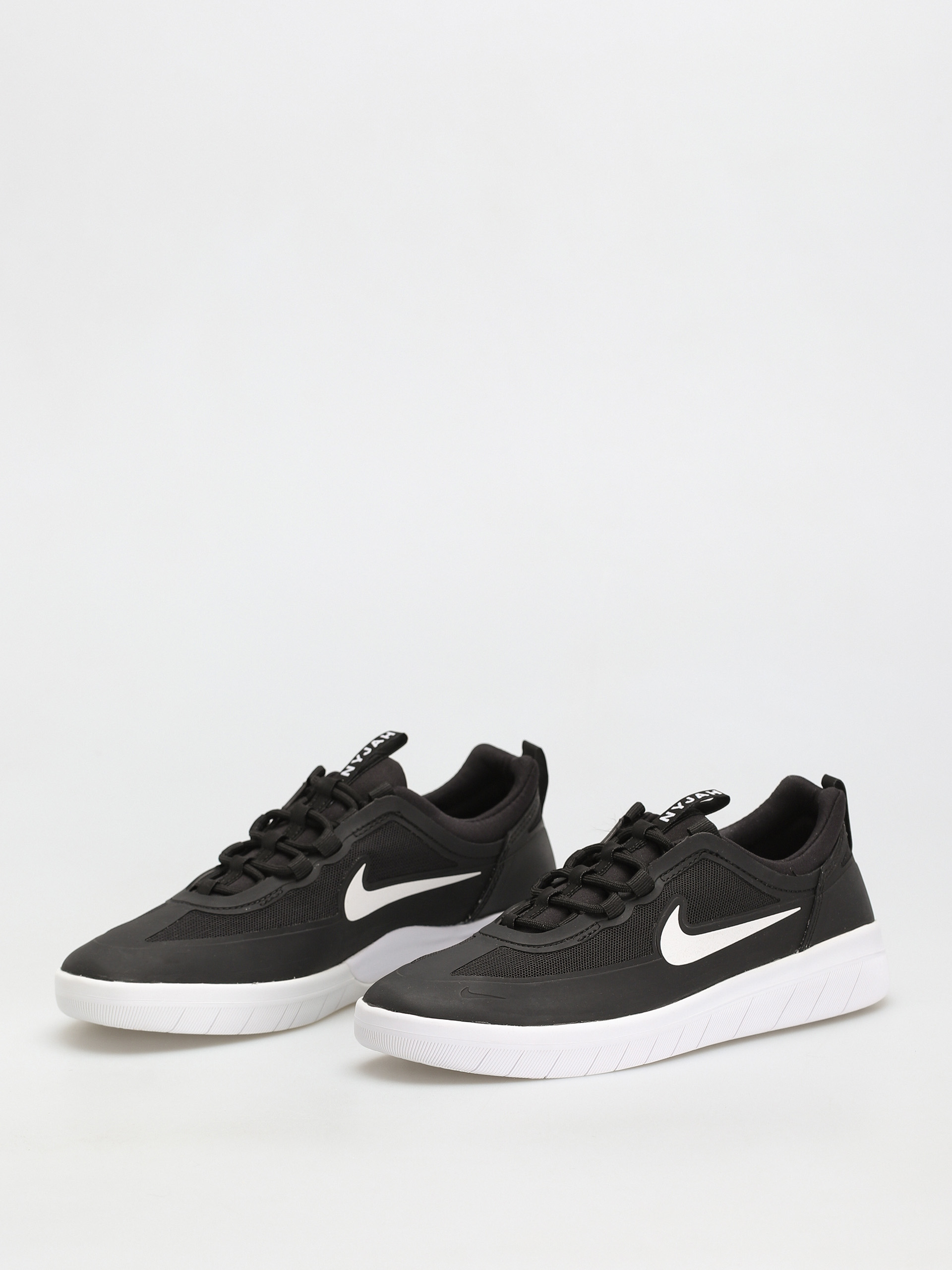 Boty Nike SB Nyjah Free 2 (black/white black black)