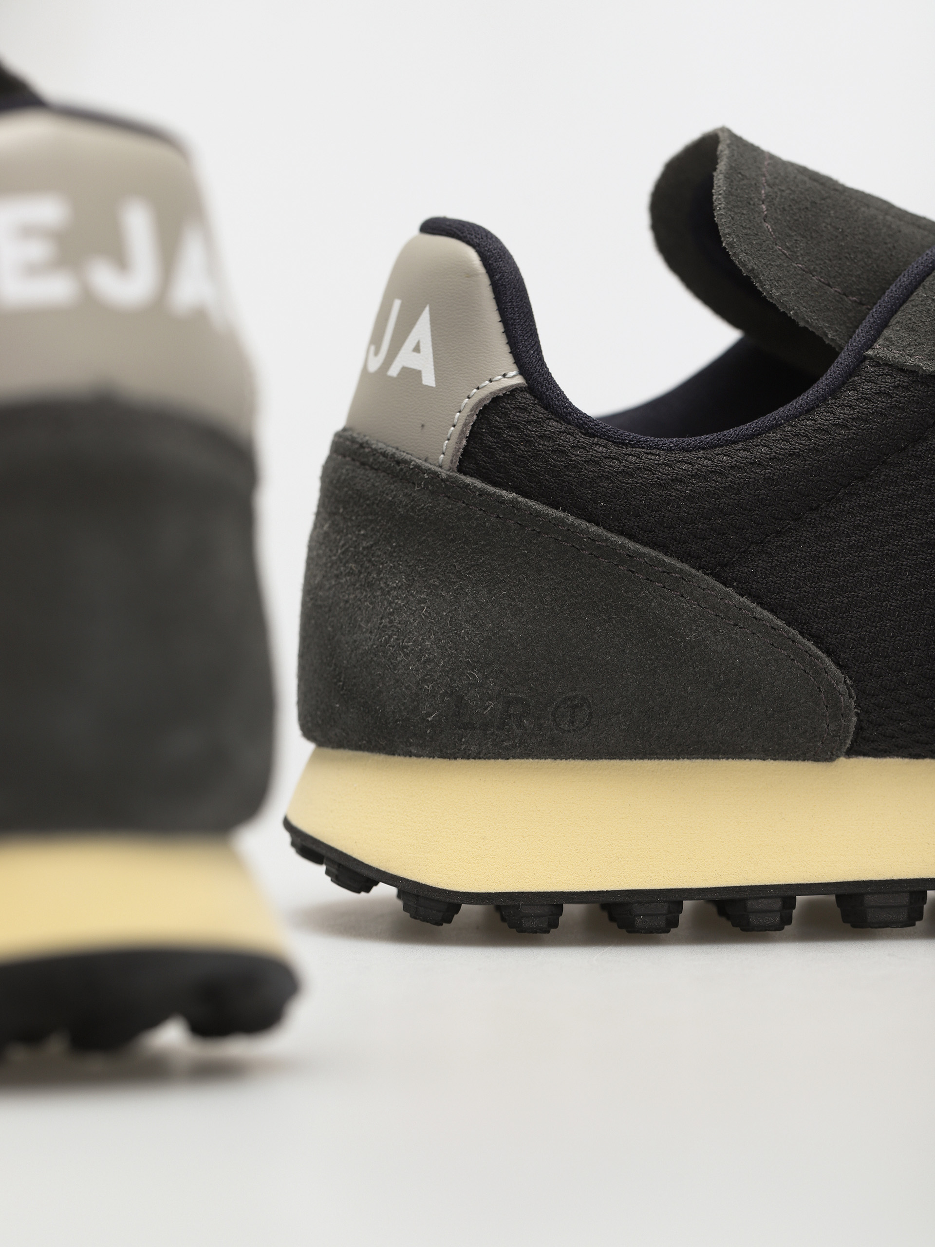 Boty Veja Rio Branco (black white oxford grey)