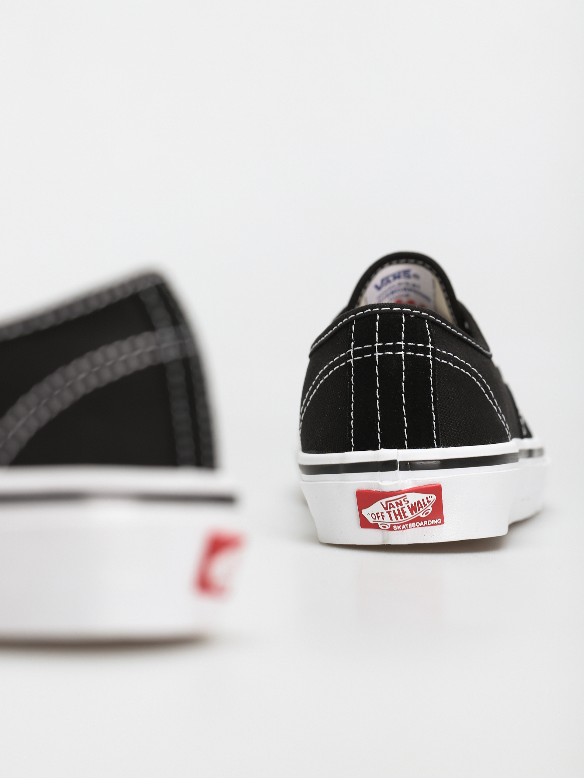 Boty Vans Skate Authentic (black/white)