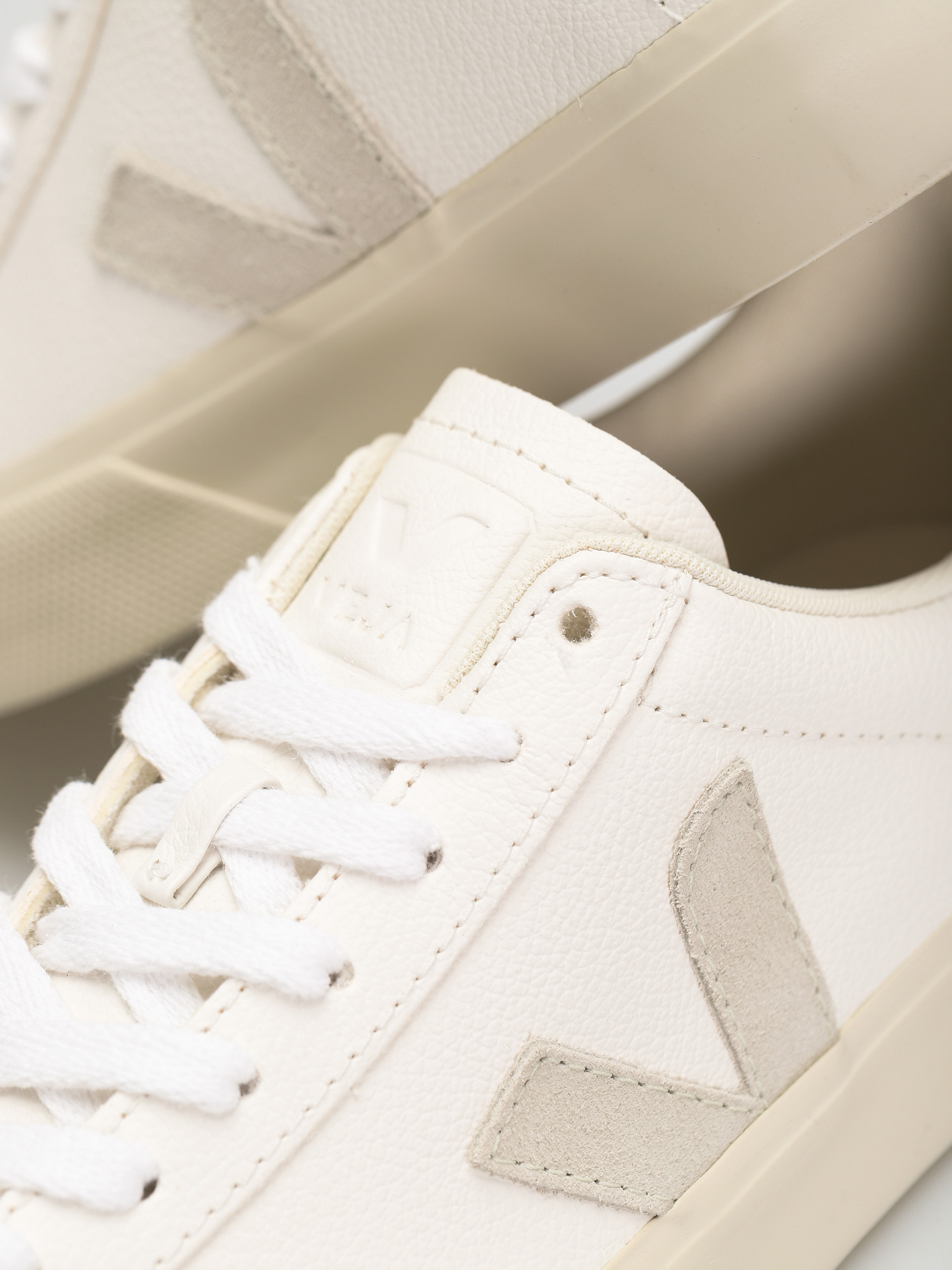 Boty Veja Campo Wmn (extra white natural suede)