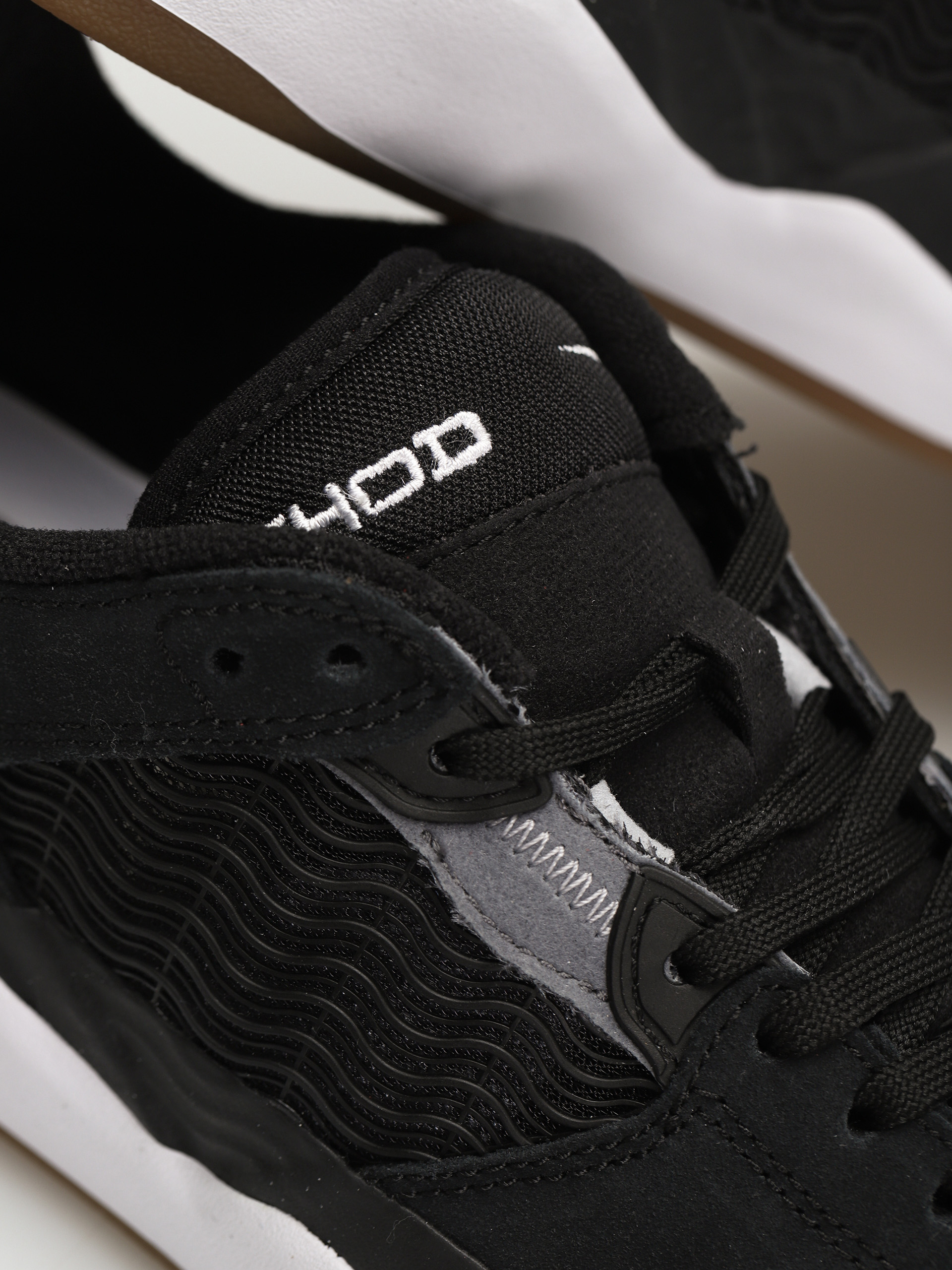 Boty Nike SB Ishod (black/white dark grey black)