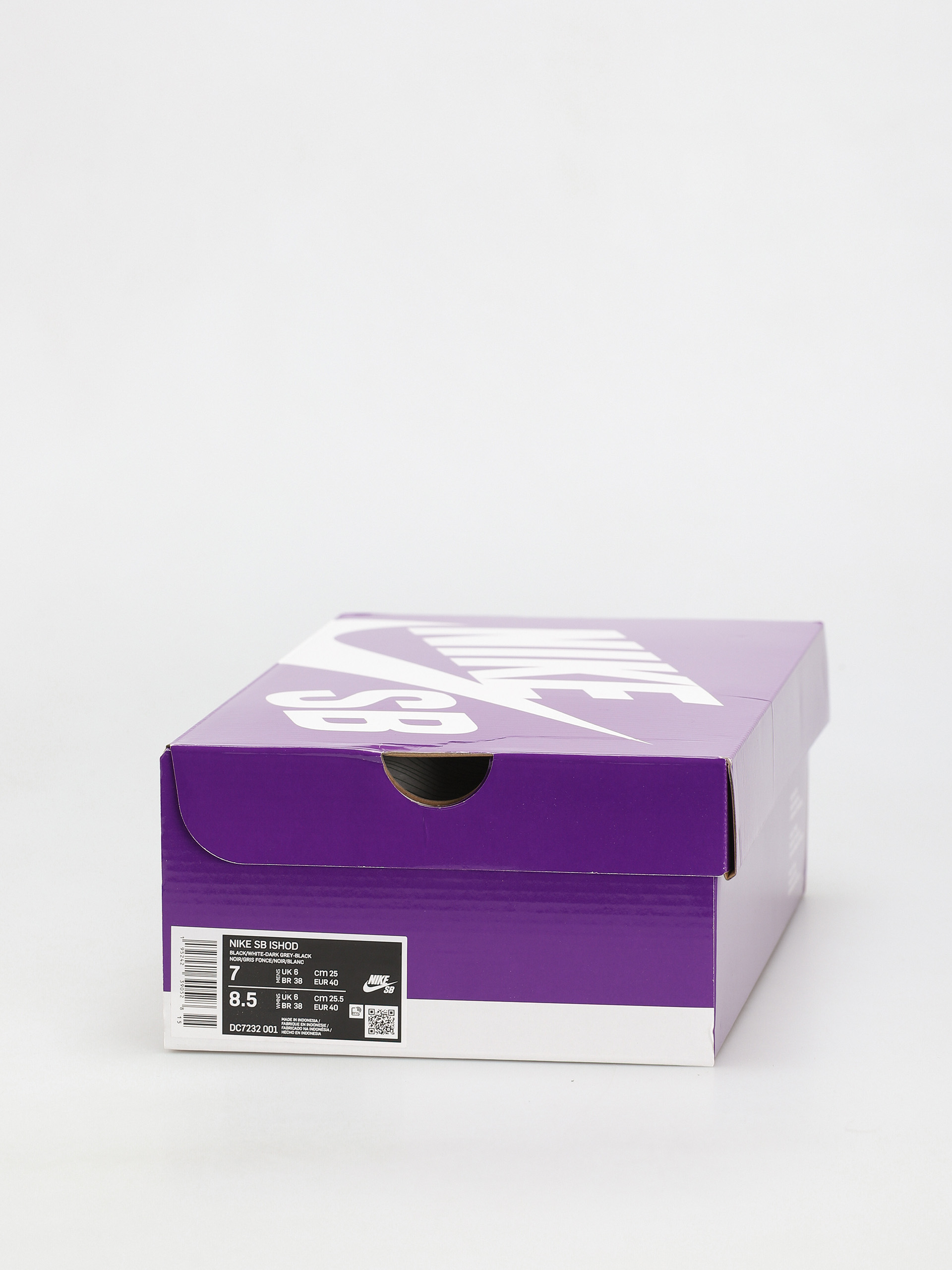 Boty Nike SB Ishod (black/white dark grey black)