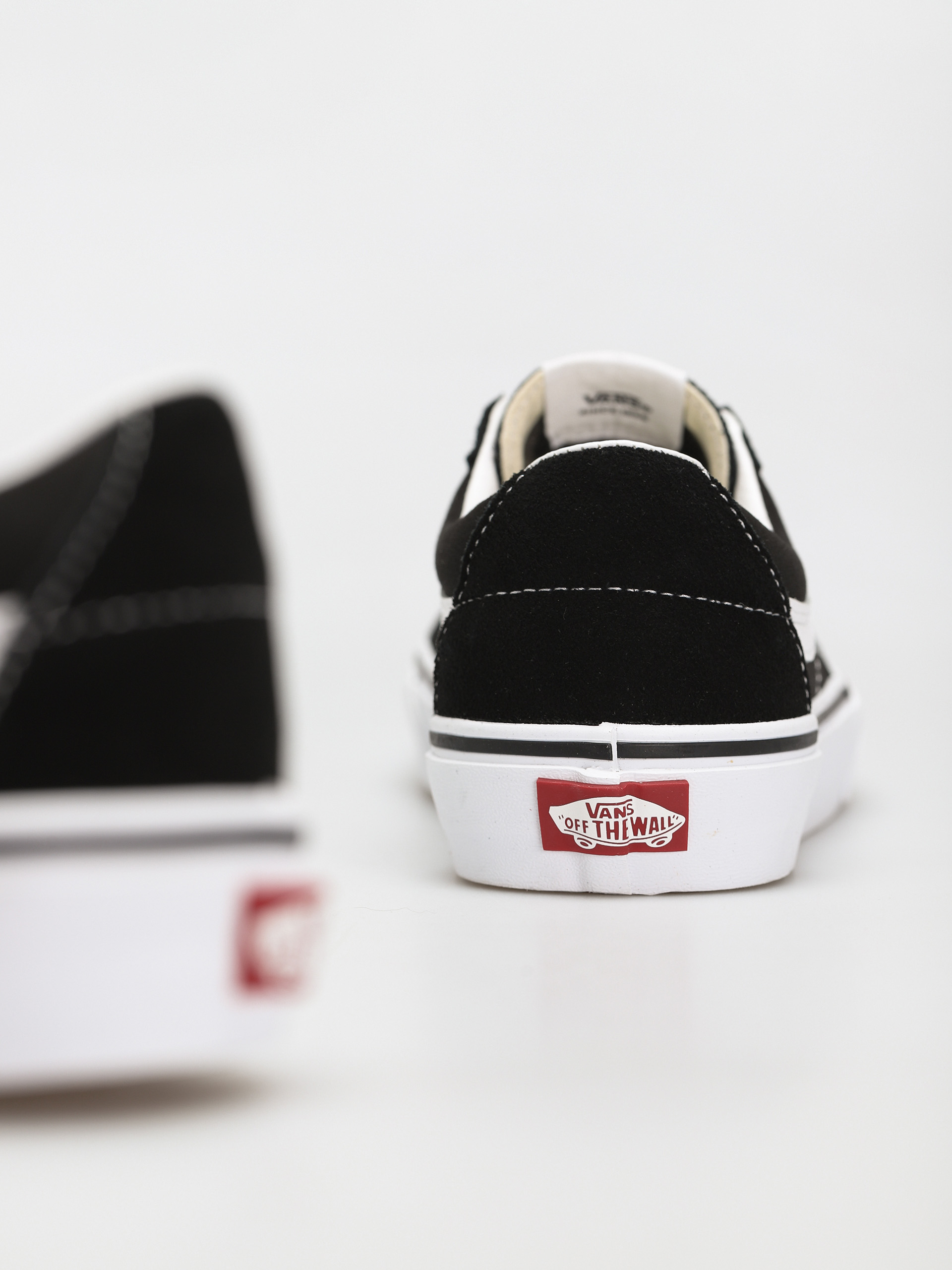 Boty Vans Sk8 Low (black/true white)