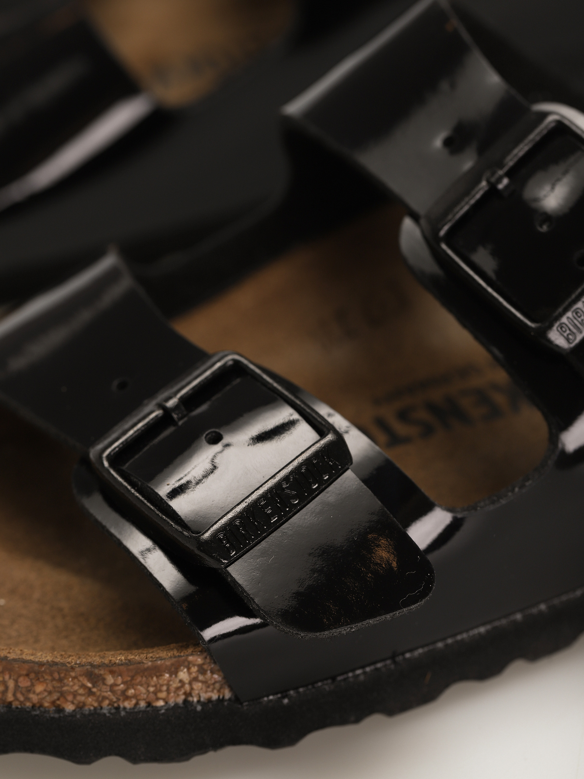 Plážovky Birkenstock Arizona Narrow Wmn (patent black)