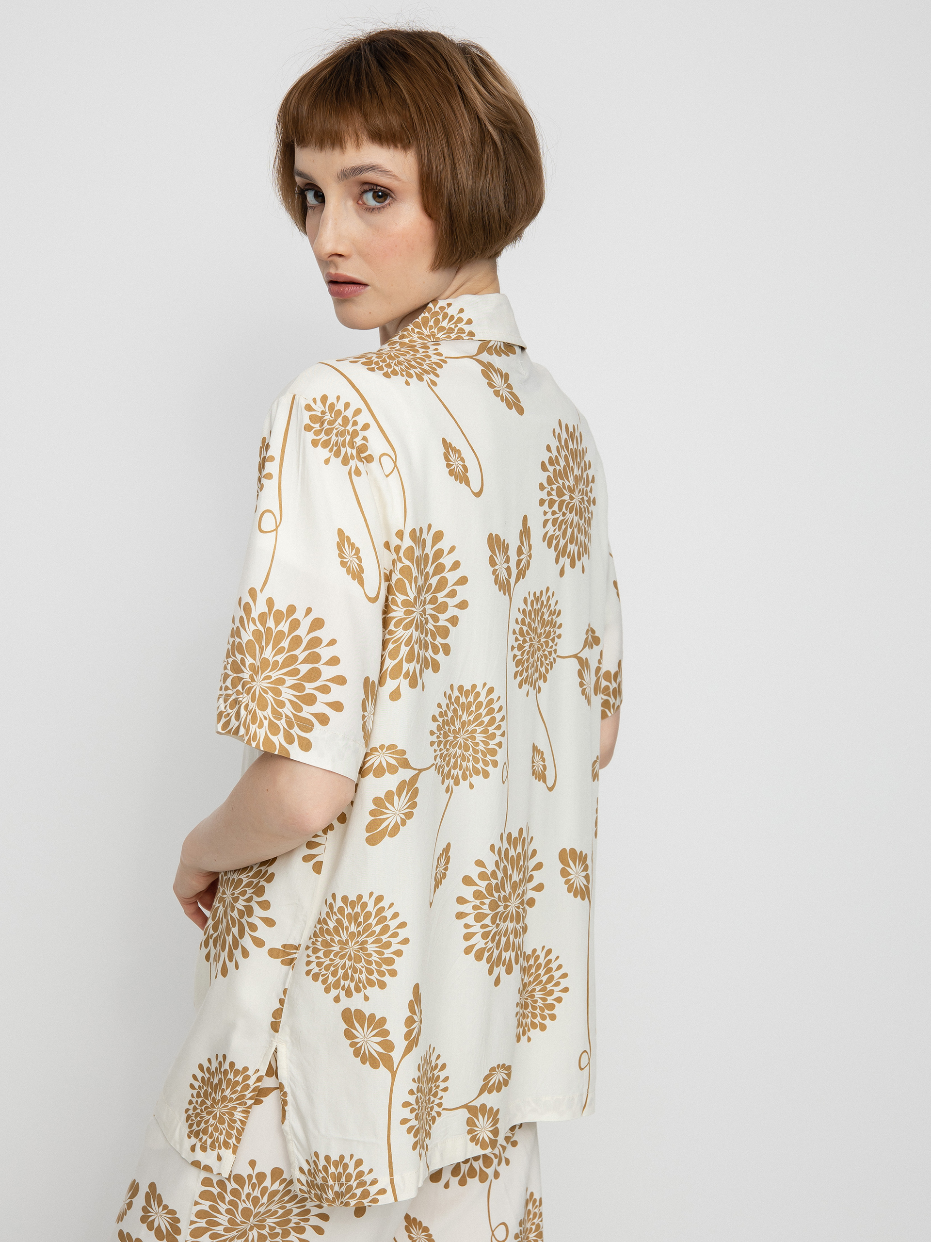 Košile Brixton Bunker Garden Floral Bf Wmn (dove)