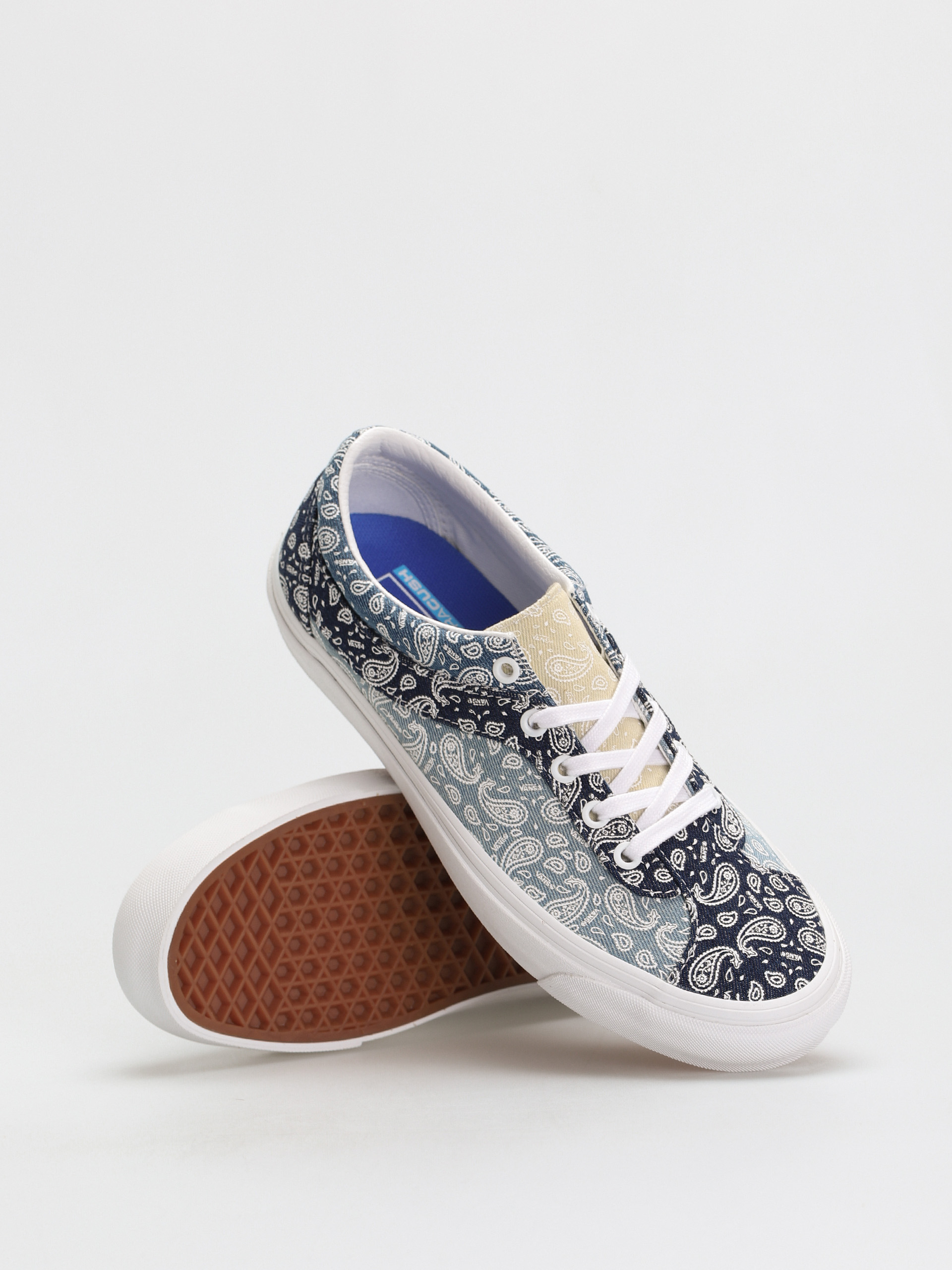 Boty Vans Bold Ni (bandana/multi/true white)