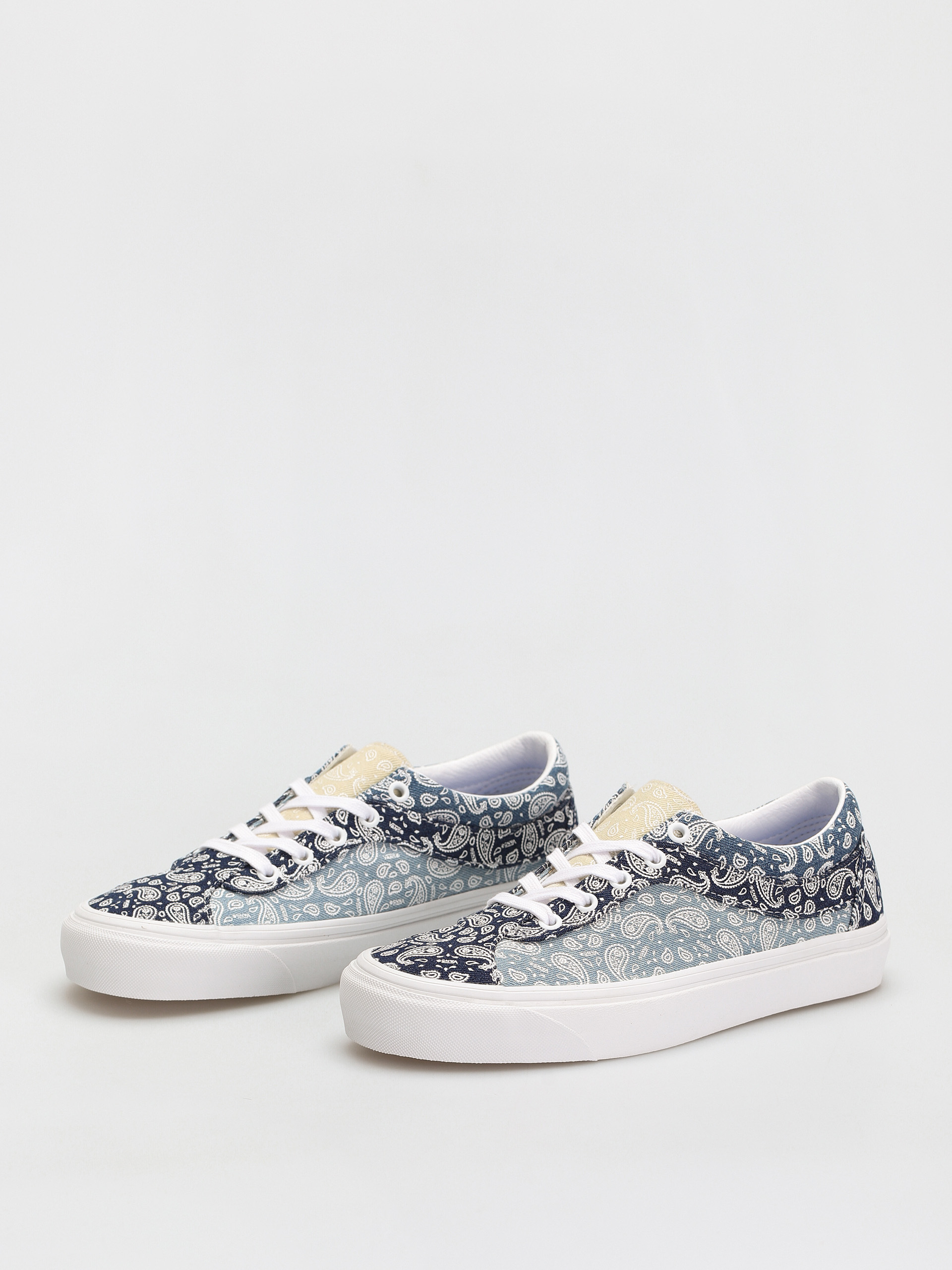 Boty Vans Bold Ni (bandana/multi/true white)