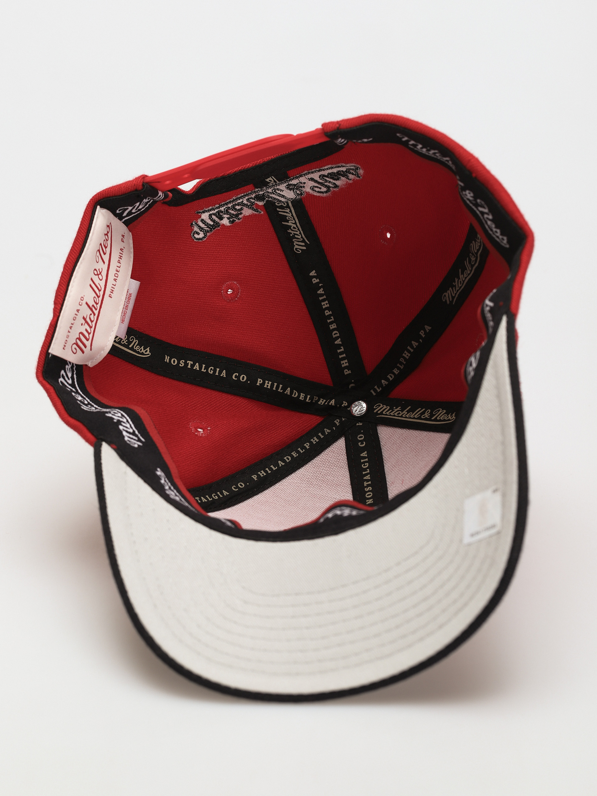 Kšiltovka  Mitchell & Ness Team 2 Tone 2.0 (chicago bulls red/black)