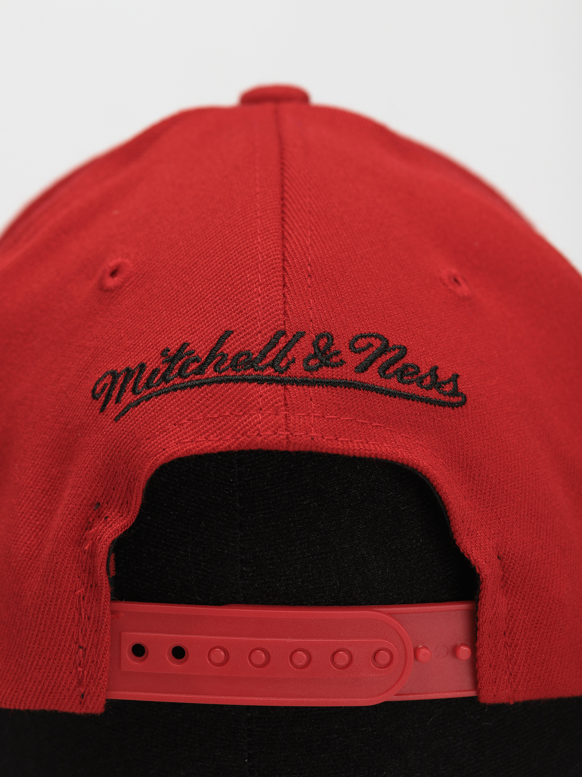 Kšiltovka  Mitchell & Ness Team 2 Tone 2.0 (chicago bulls red/black)