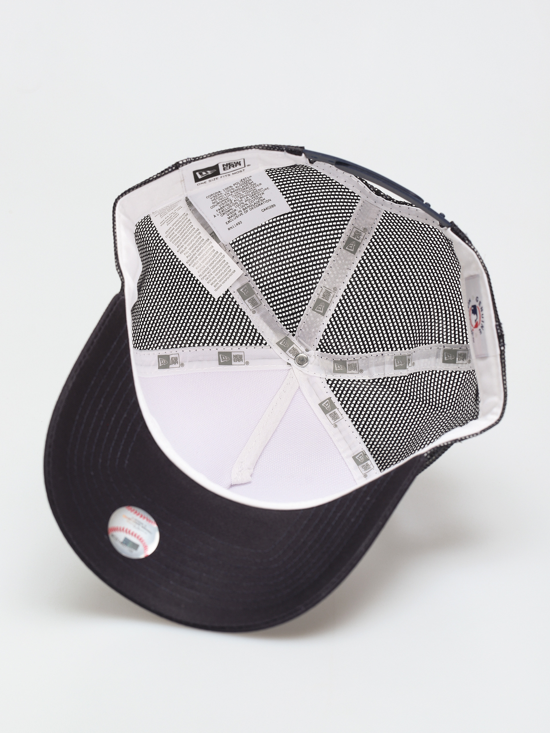 Kšiltovka  New Era Team Block Trucker New York Yankees (black/white)