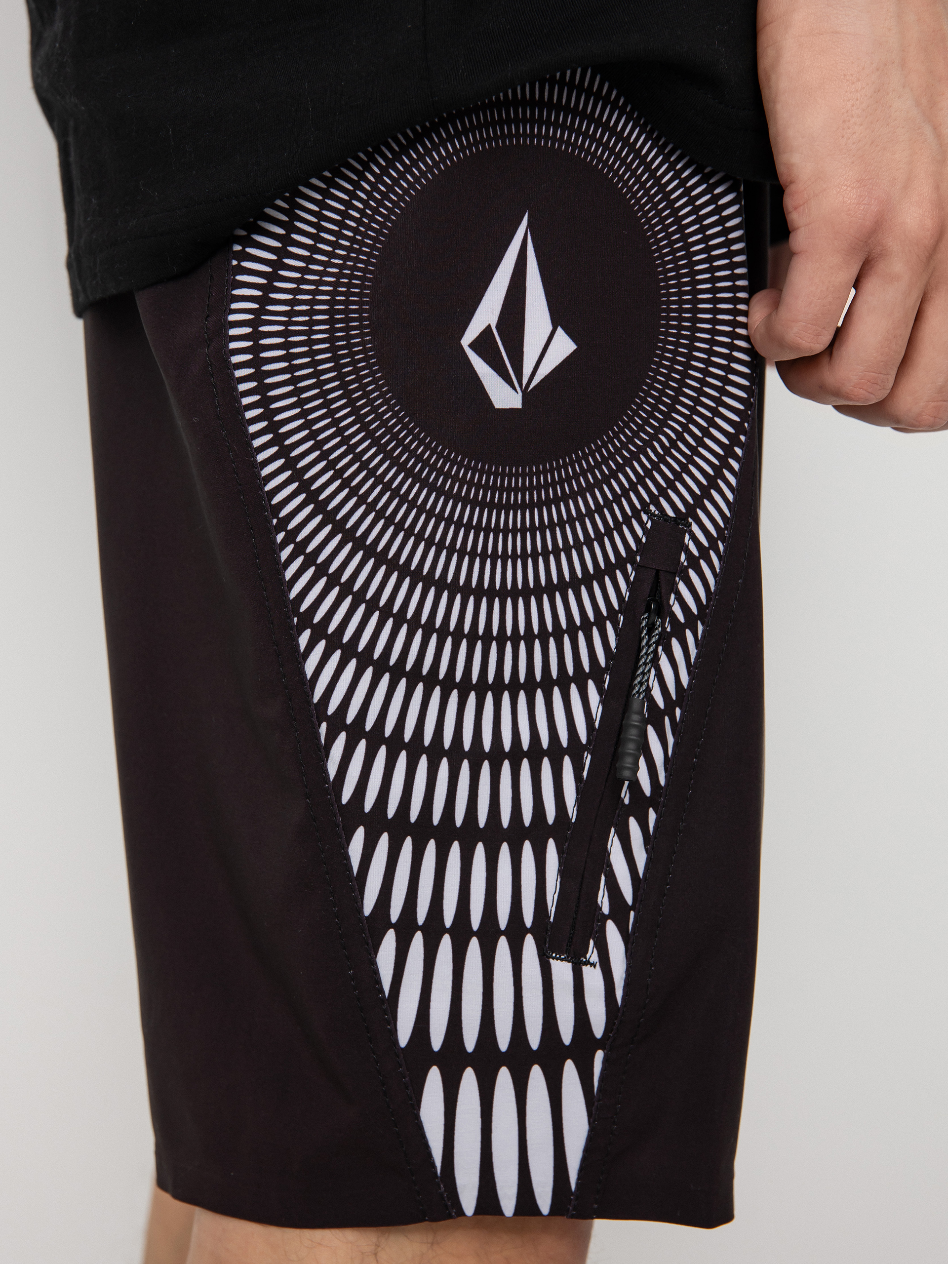 Plážové kraťasy Volcom Surf Vitals J Robinson Mod 20 (black)