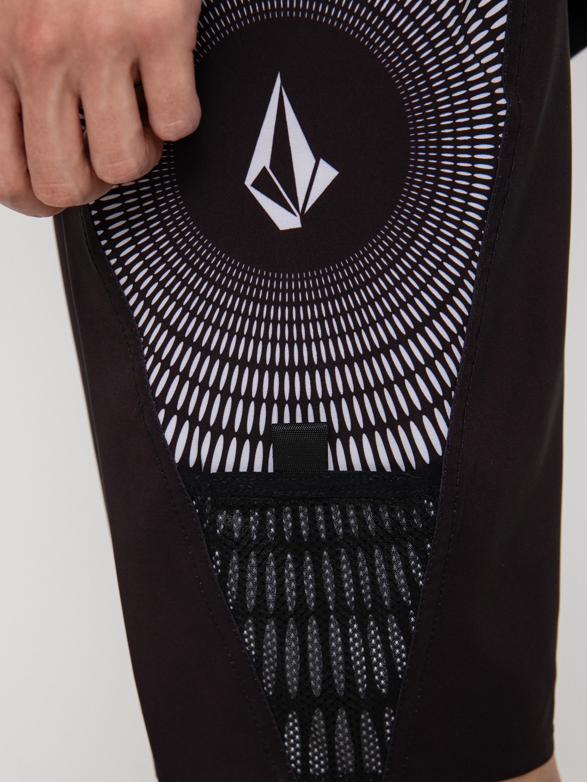 Plážové kraťasy Volcom Surf Vitals J Robinson Mod 20 (black)