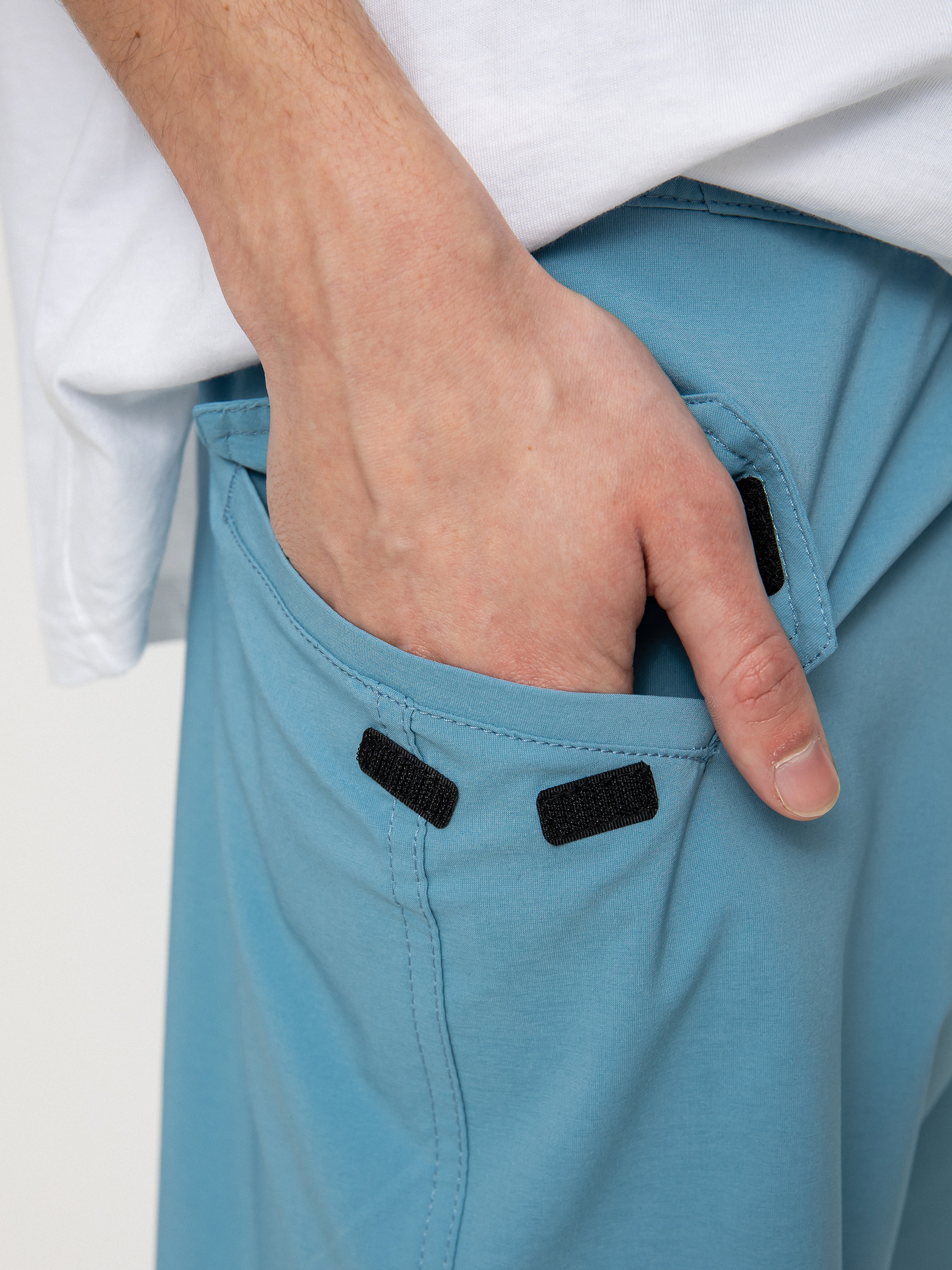 Plážové kraťasy Volcom Lido Solid Mod 18 (niagara)