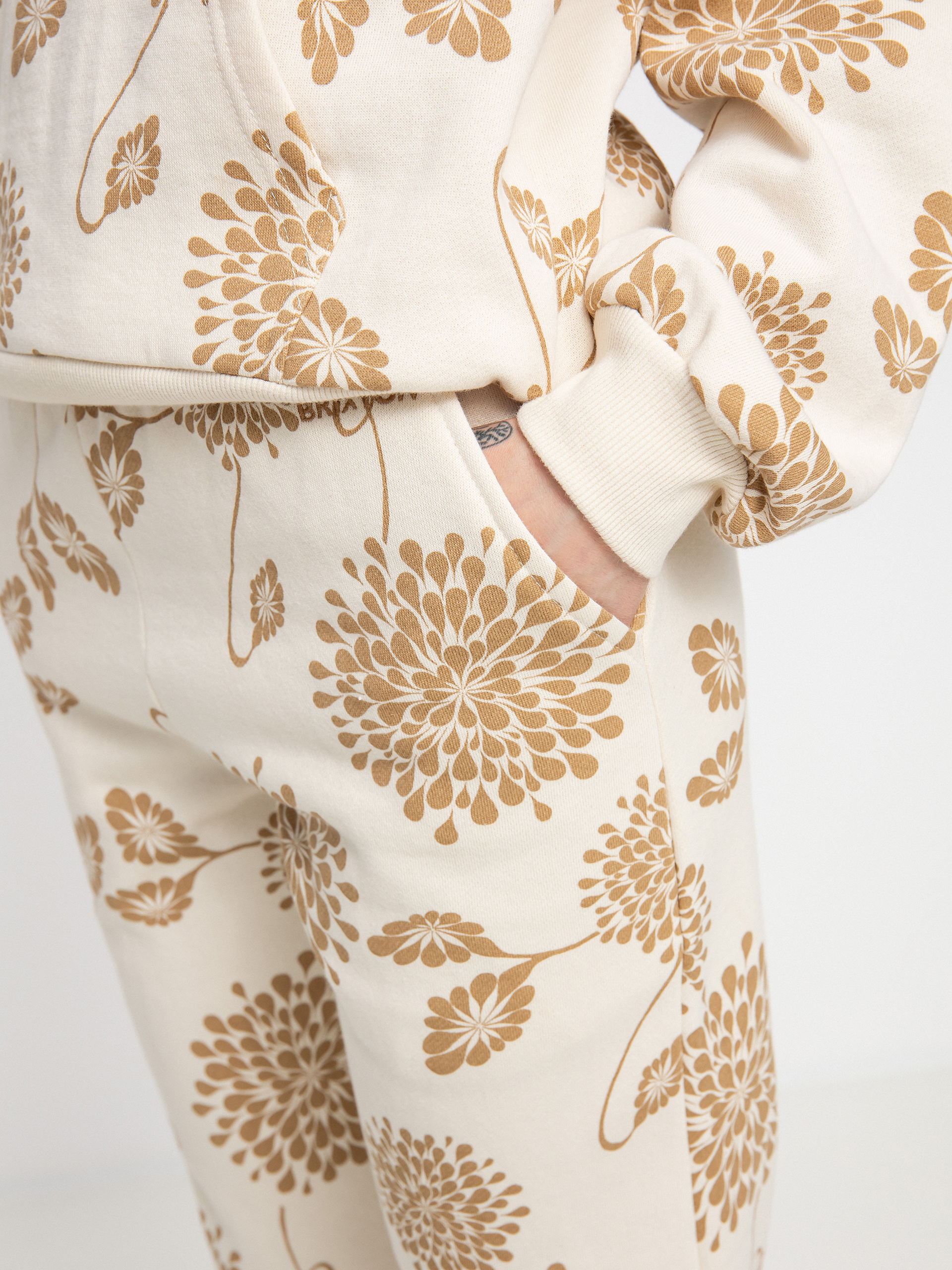 Kalhoty Brixton Weekender Wmn (dove)