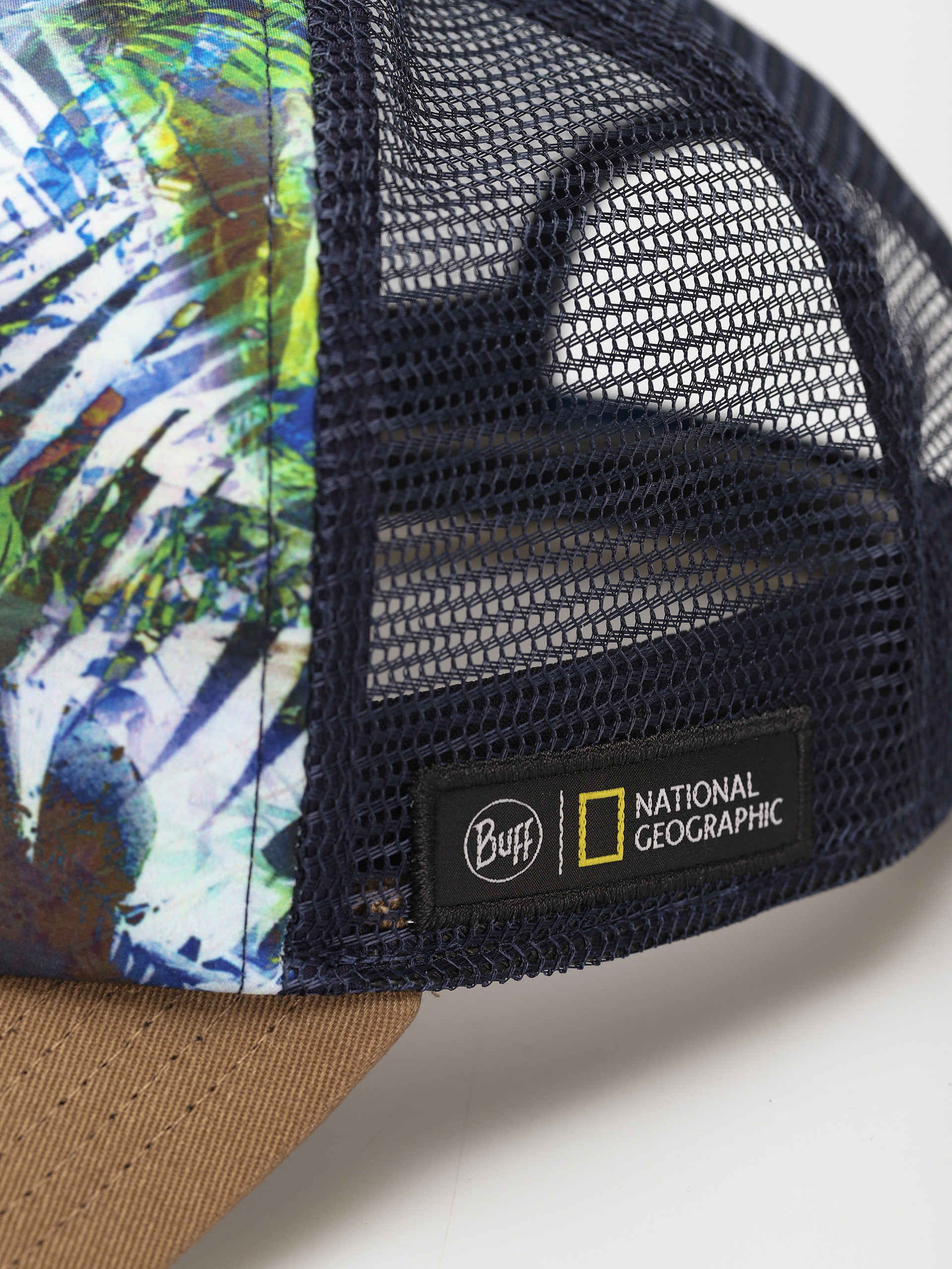 Kšiltovka  Buff Scarlet Trucker (macaw)