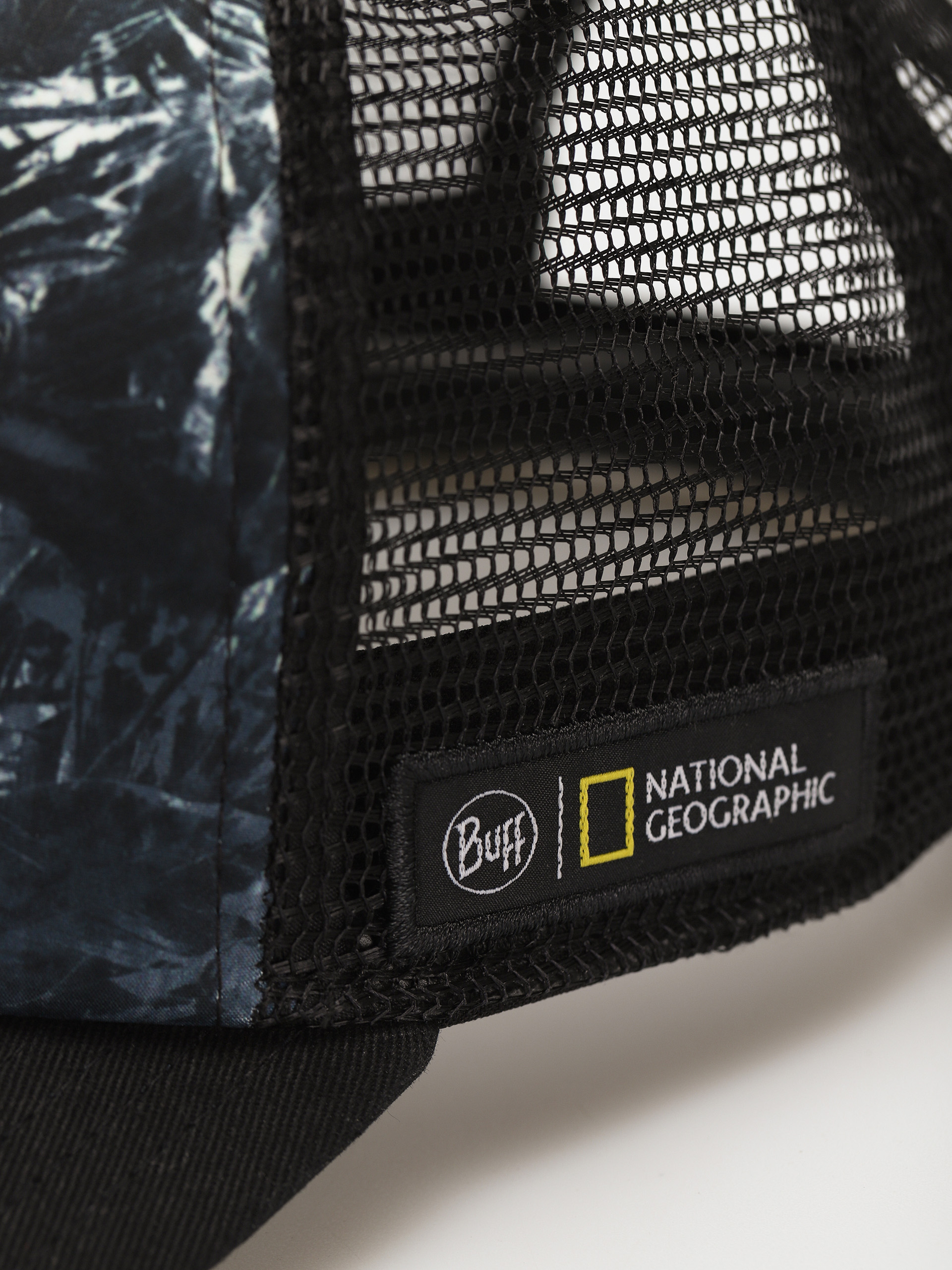 Kšiltovka  Buff Howey Trucker (black)