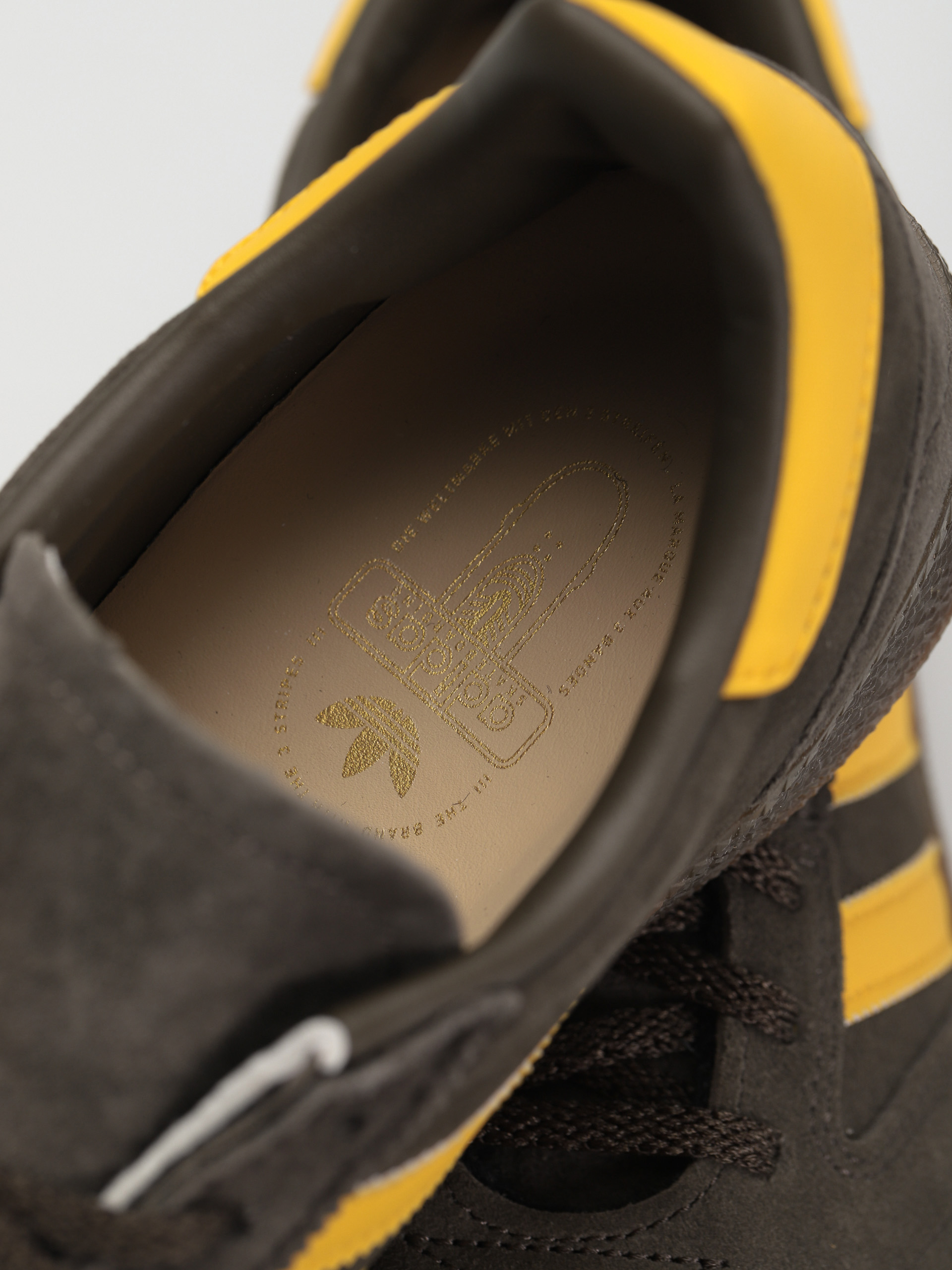 Boty adidas Busenitz Vintage (shaoli/bogold/gum5)