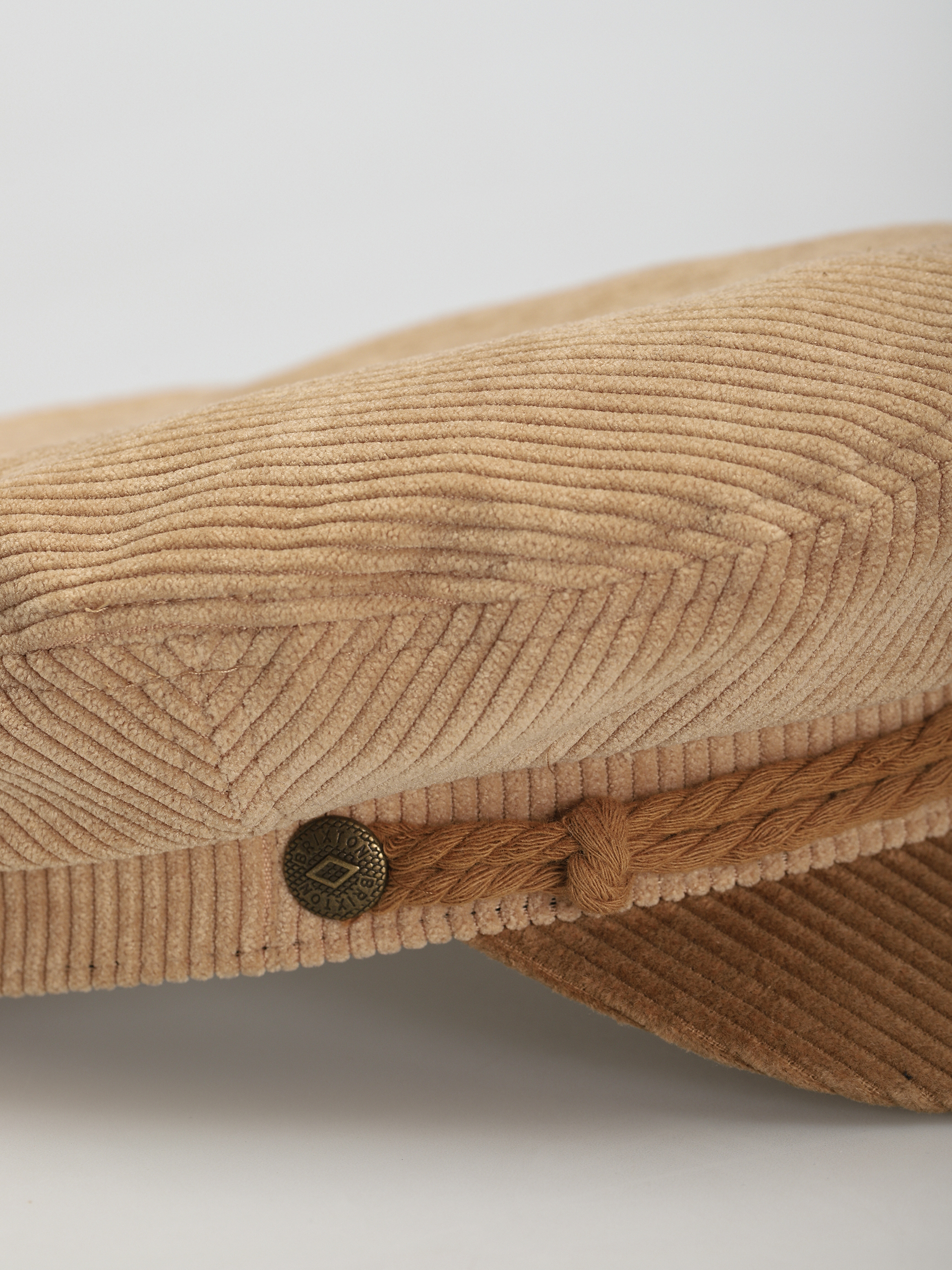 Klobouk s kšiltem Brixton Fiddler Cap (mojave/medal bronze)