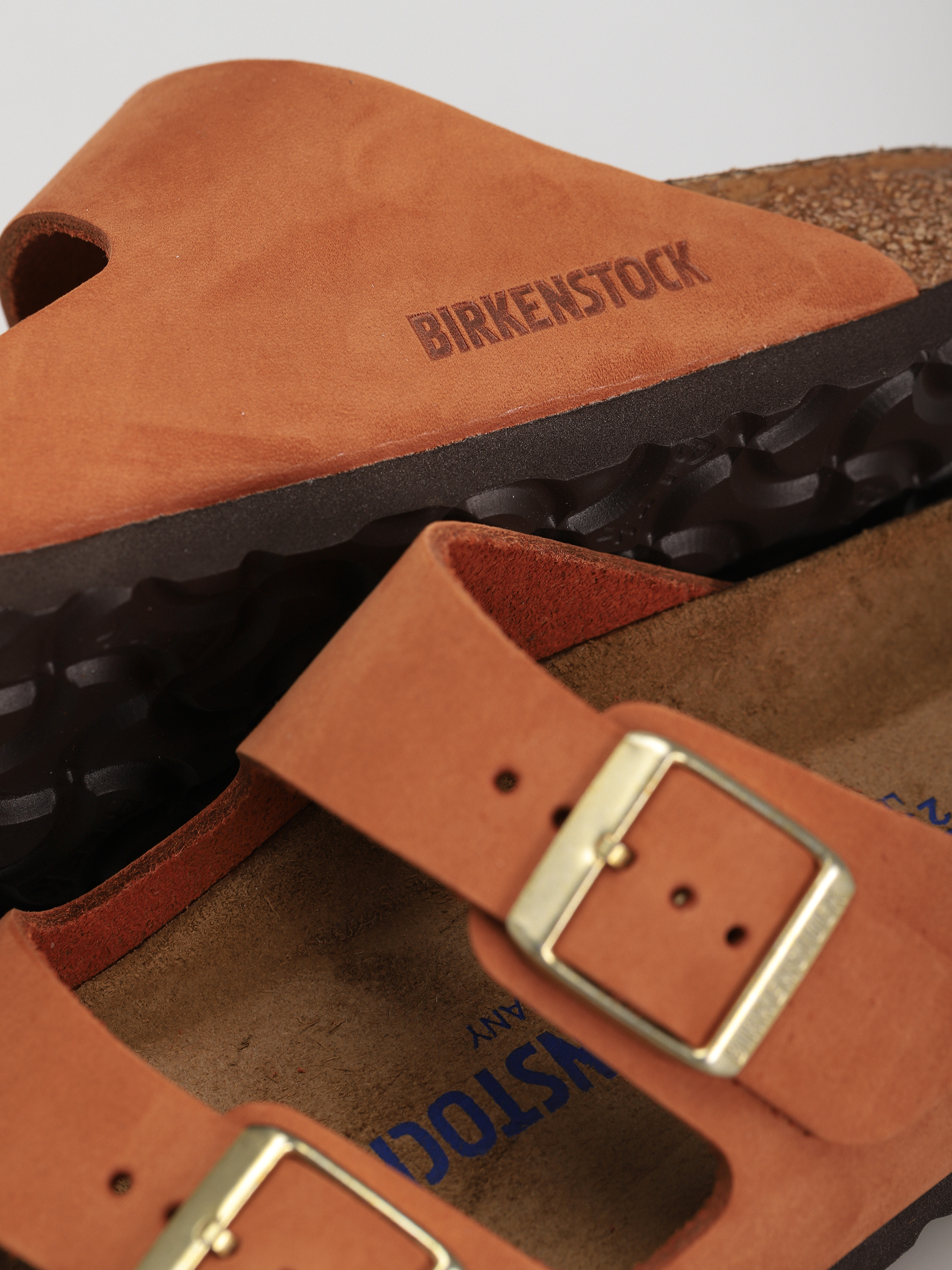 Plážovky Birkenstock Arizona Sfb Narrow Wmn (pecan nubuck leather)