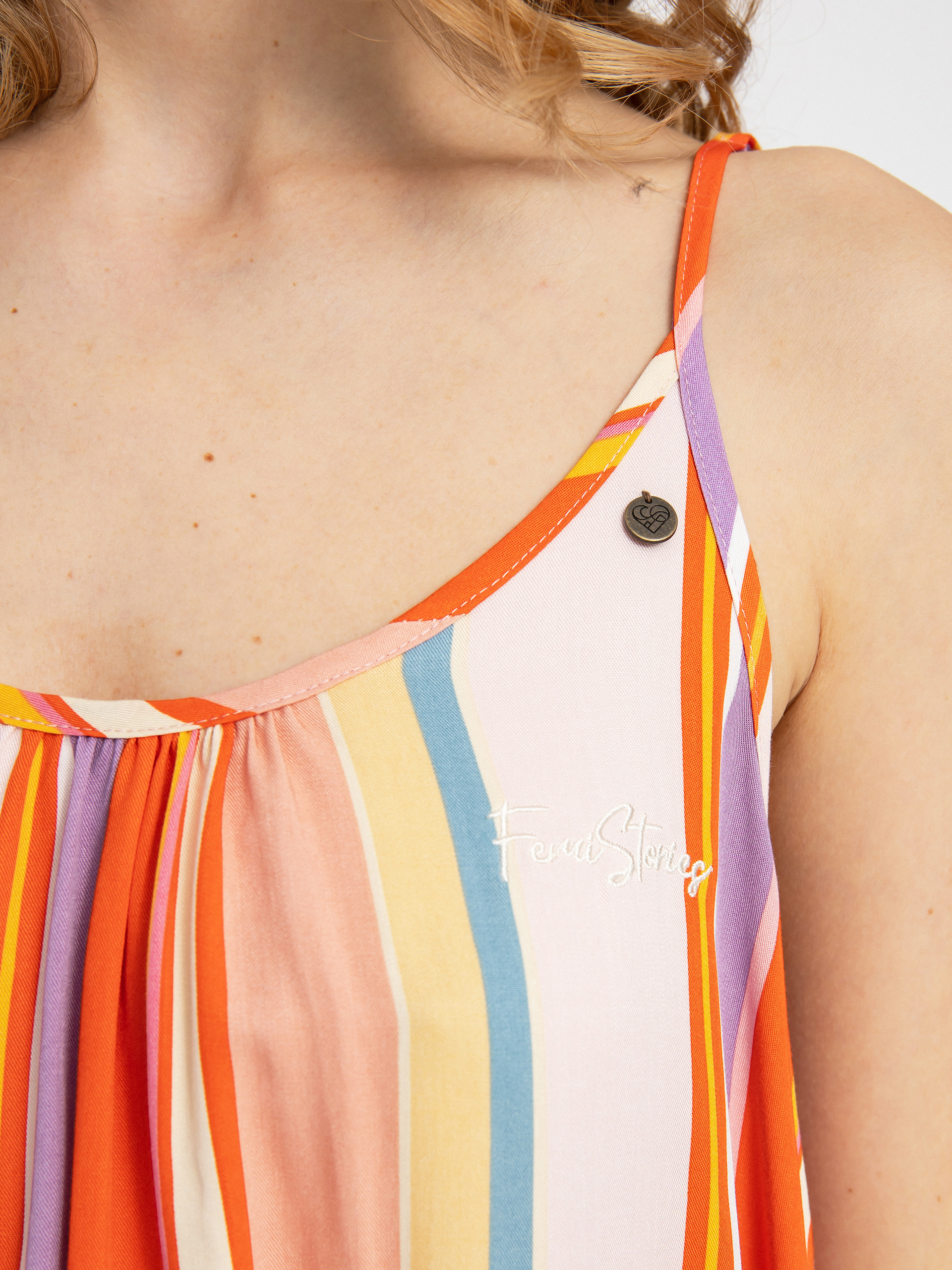 Šaty  Femi Stories Naye Wmn (smrs)