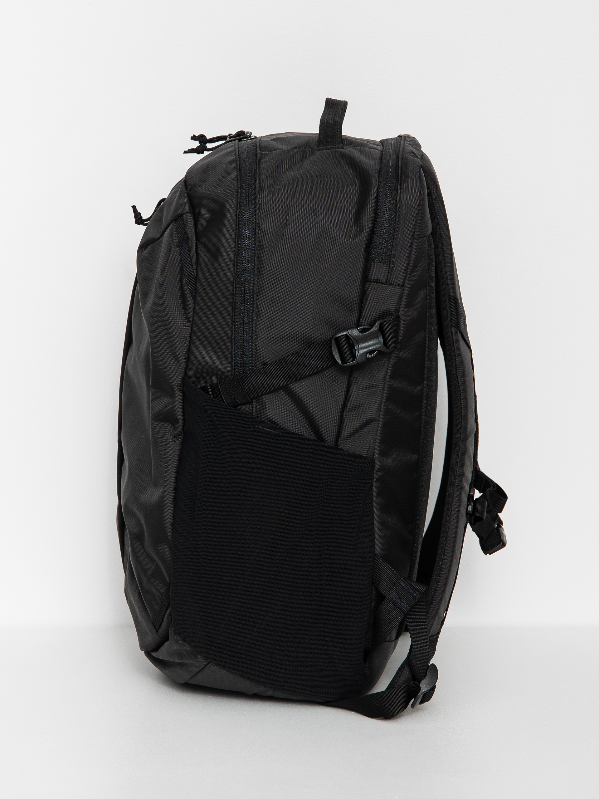 Batoh Patagonia Refugio Day Pack 26L (black)