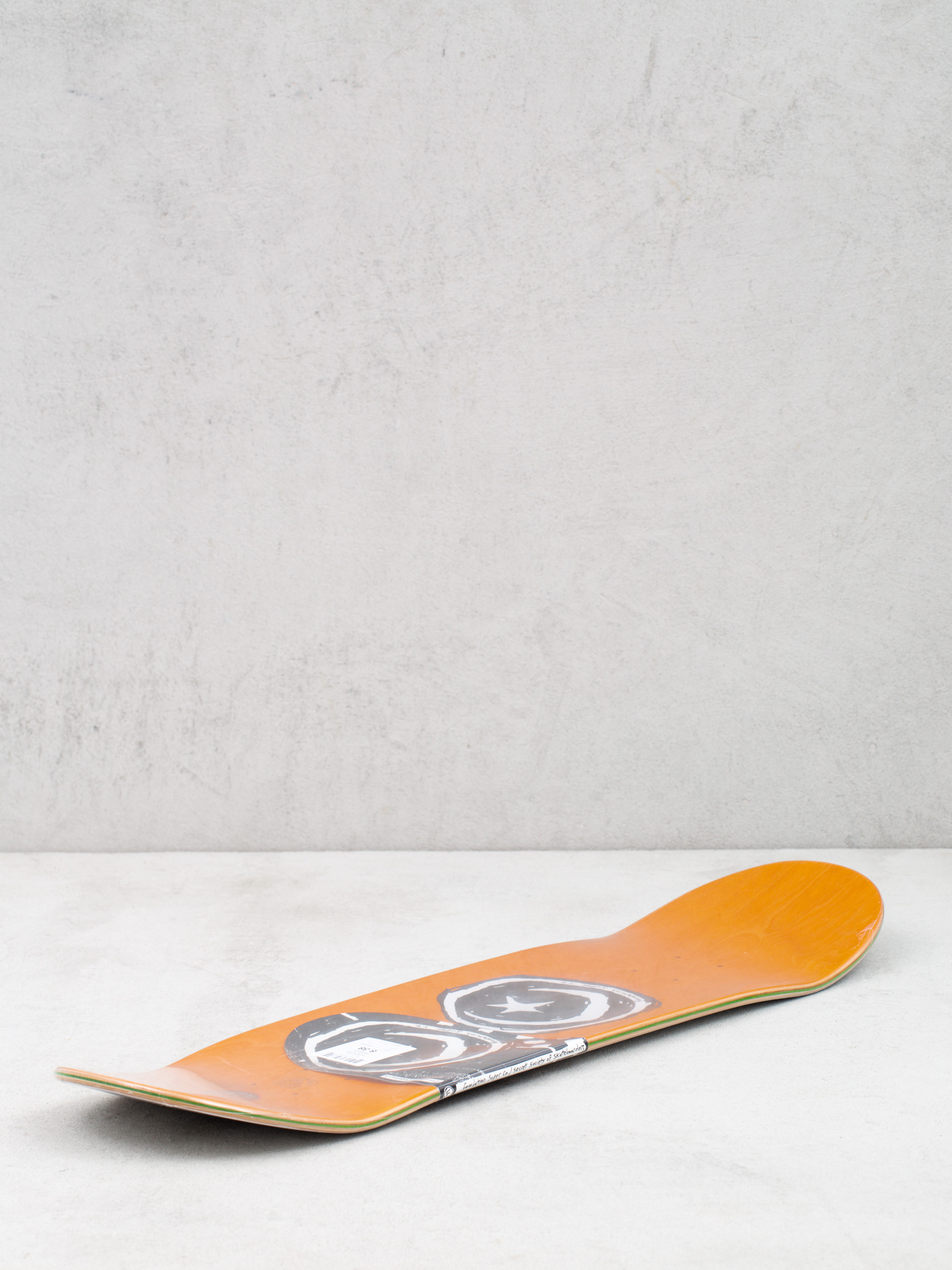 Deska Foundation Broom Co (white)