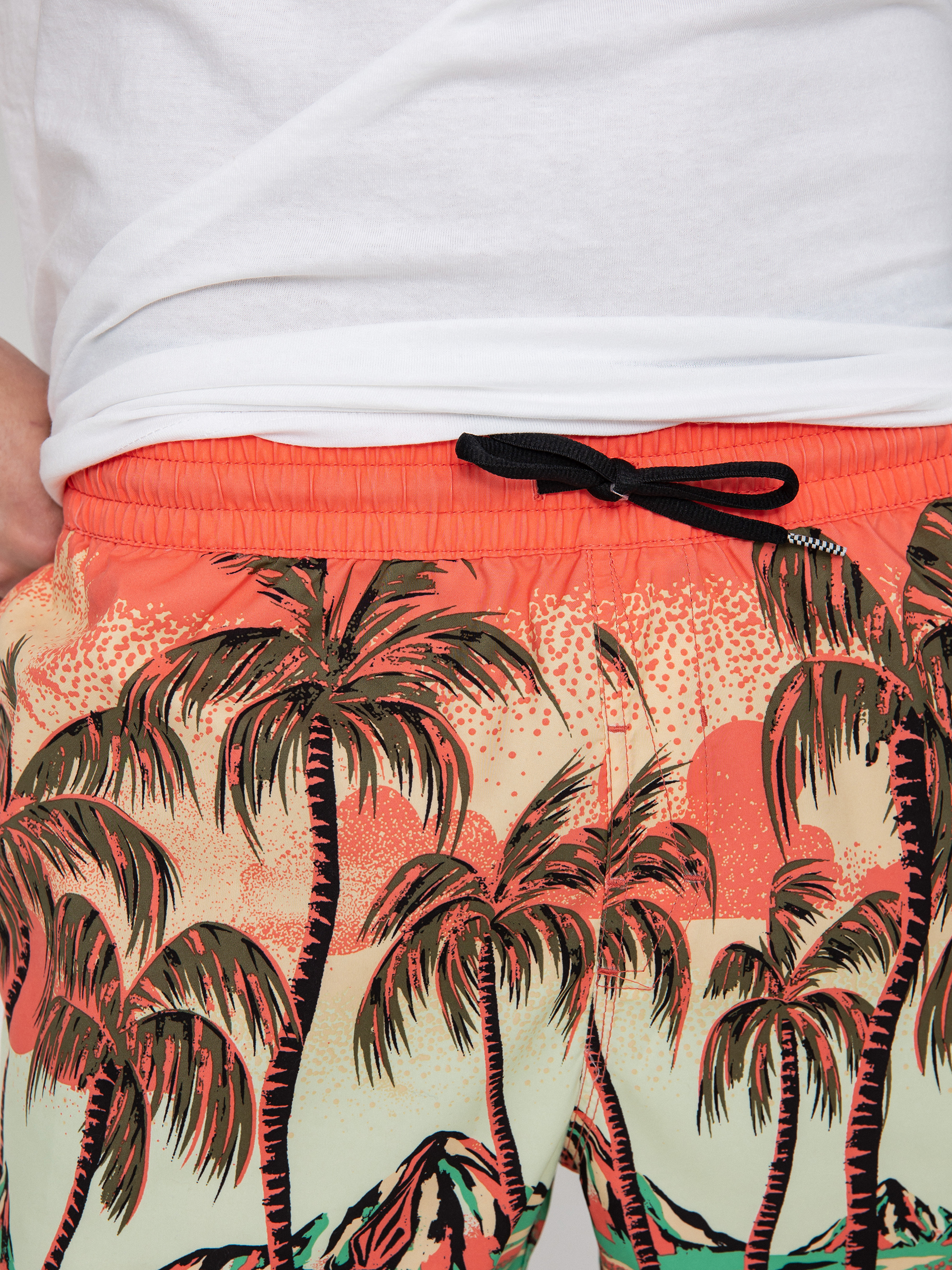 Plážové kraťasy Volcom Novelty Trunk 17 (living coral)