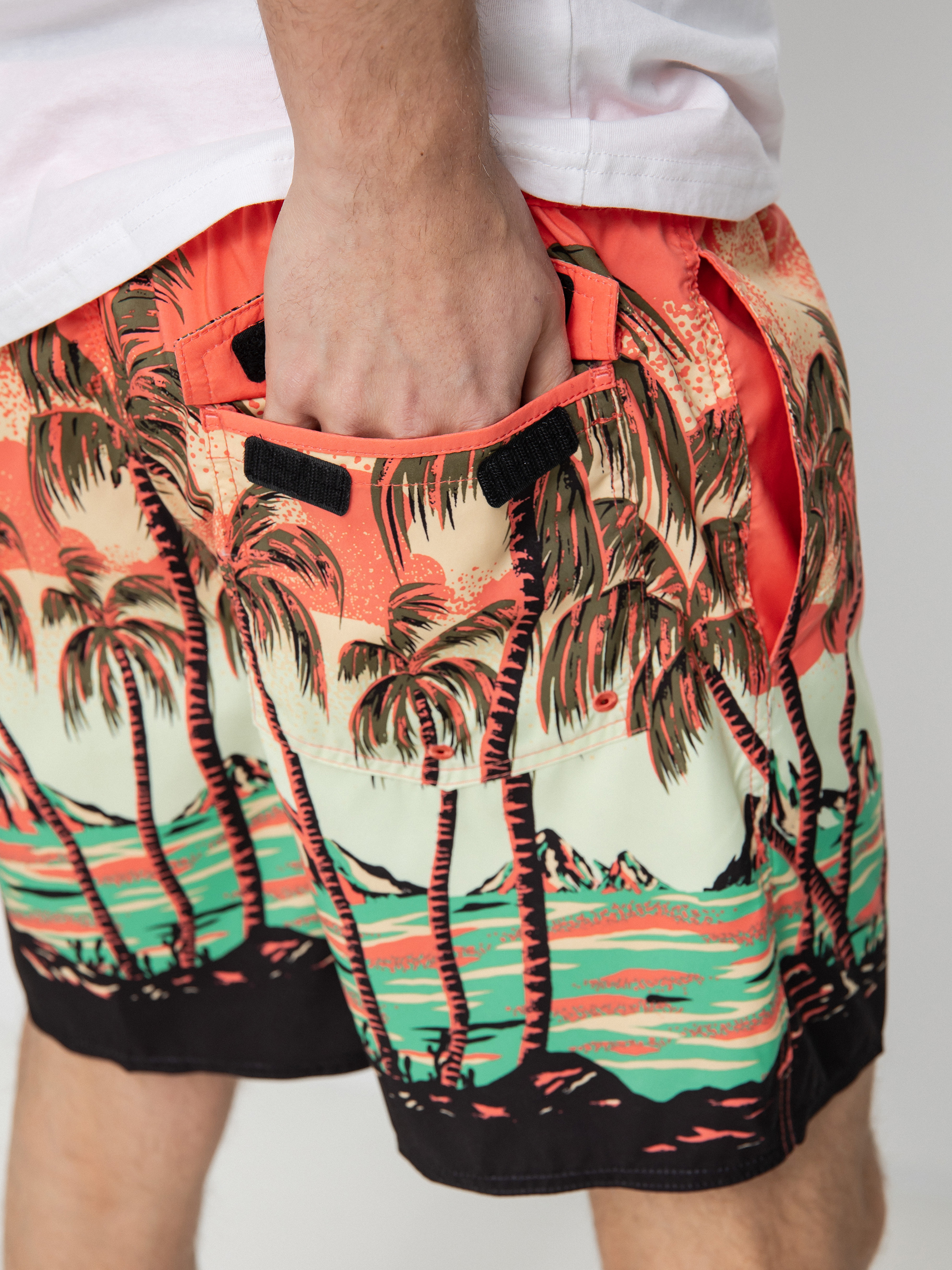 Plážové kraťasy Volcom Novelty Trunk 17 (living coral)