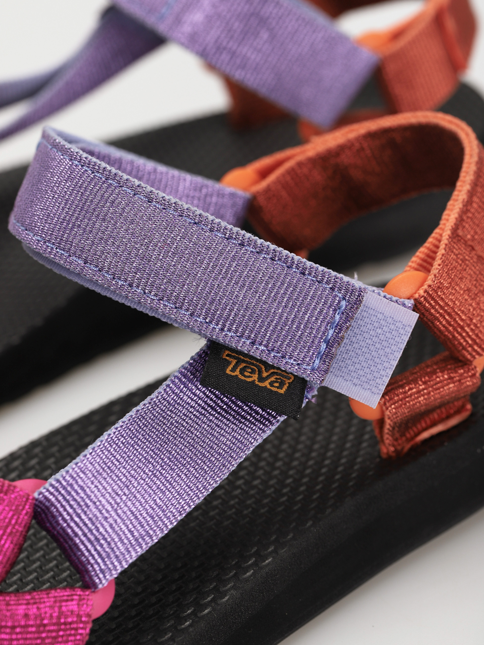 Sandaly Teva Original Universal Wmn (metalic pink multi)