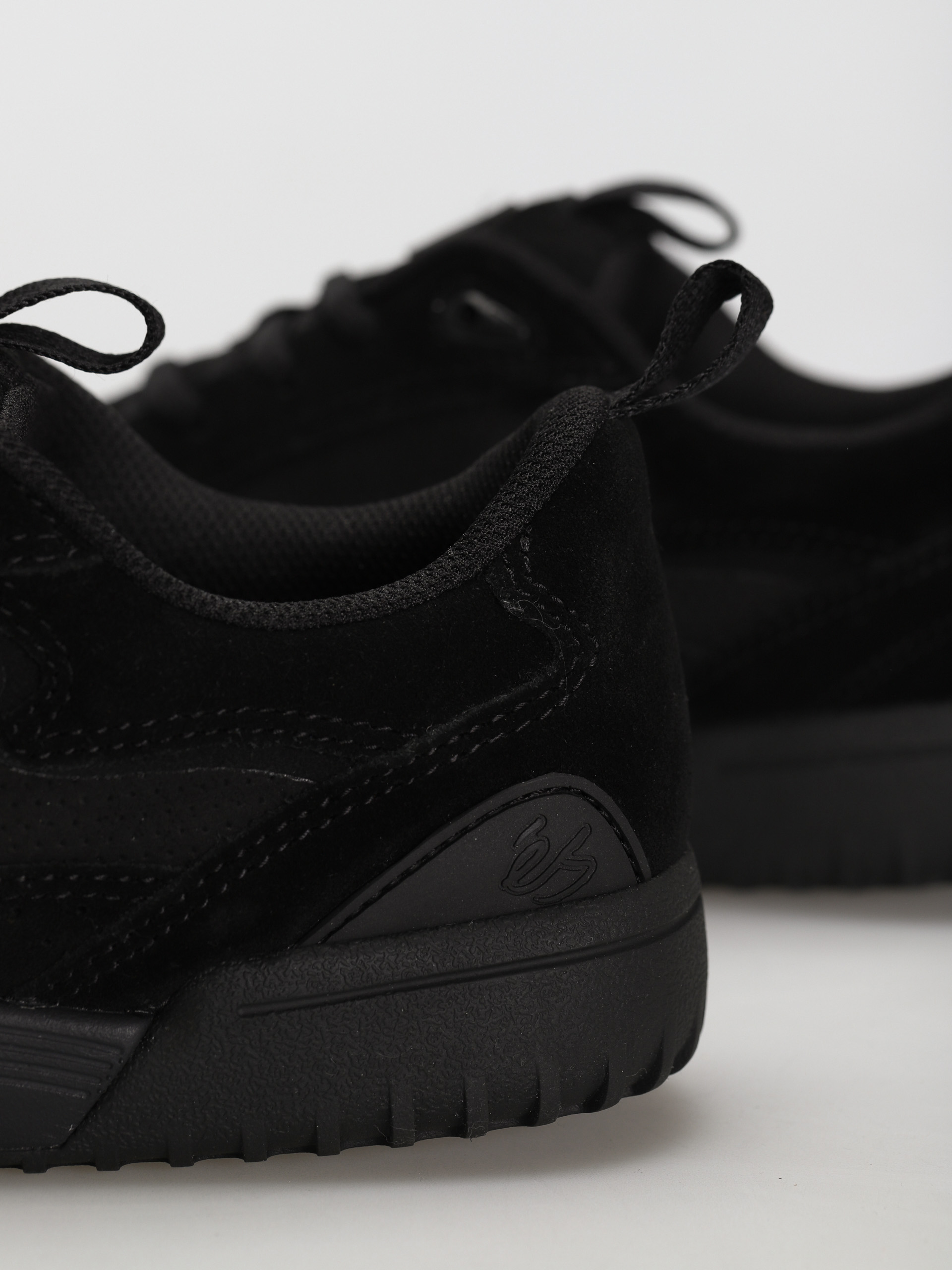 Boty eS Quattro (black/black)