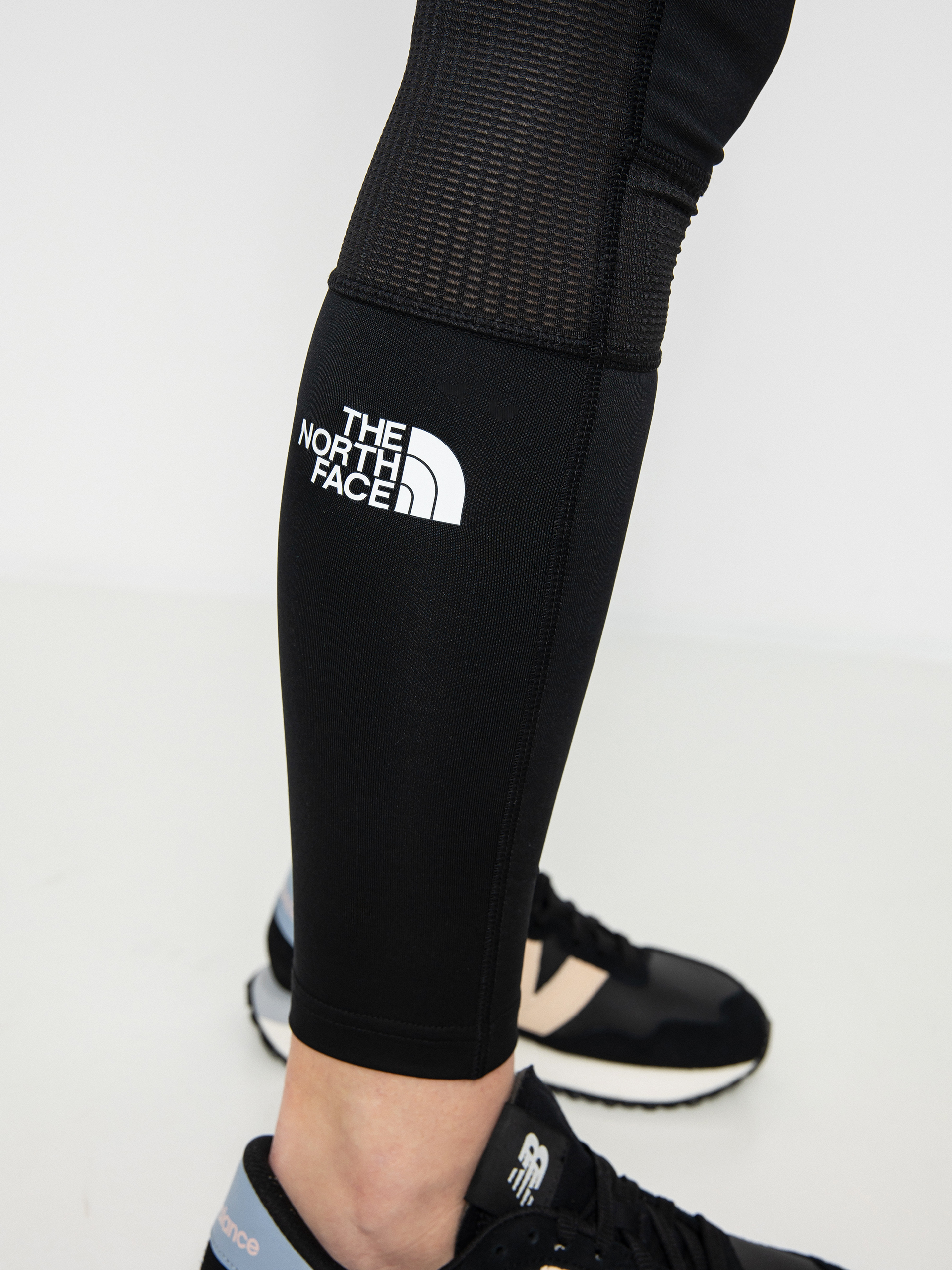 Leginy The North Face Ma Tight Wmn (tnf black/tnf black)