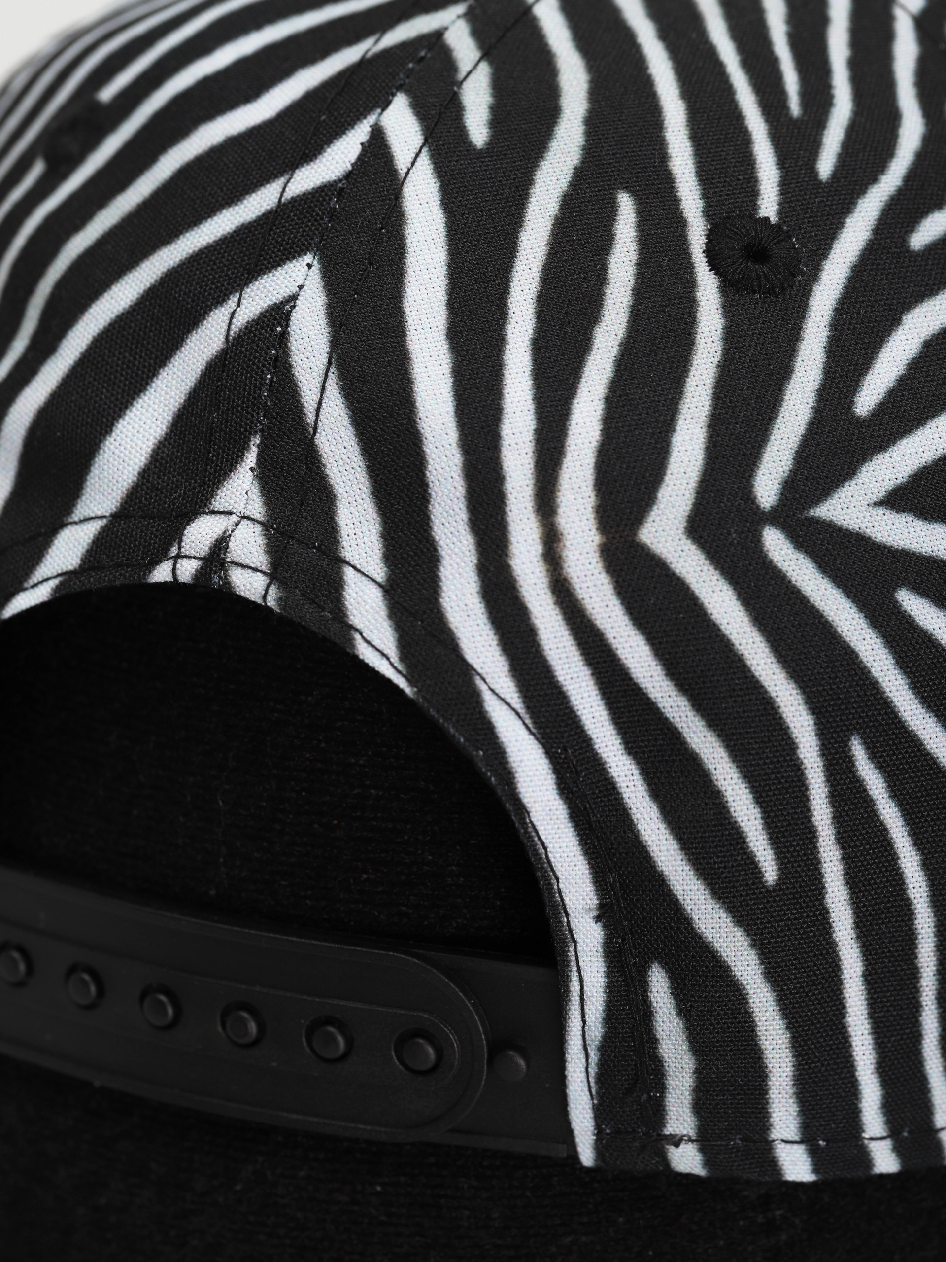 Kšiltovka  New Era Los Angeles Dodgers Animal Print 9 Forty Wmn (zebra/white)