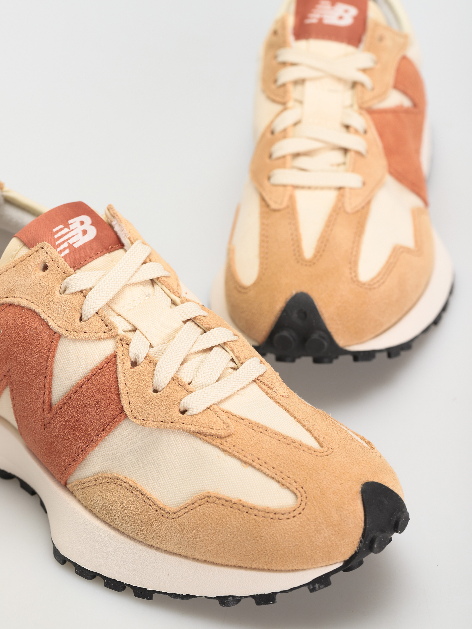 Boty New Balance 327 (macadamia nut)