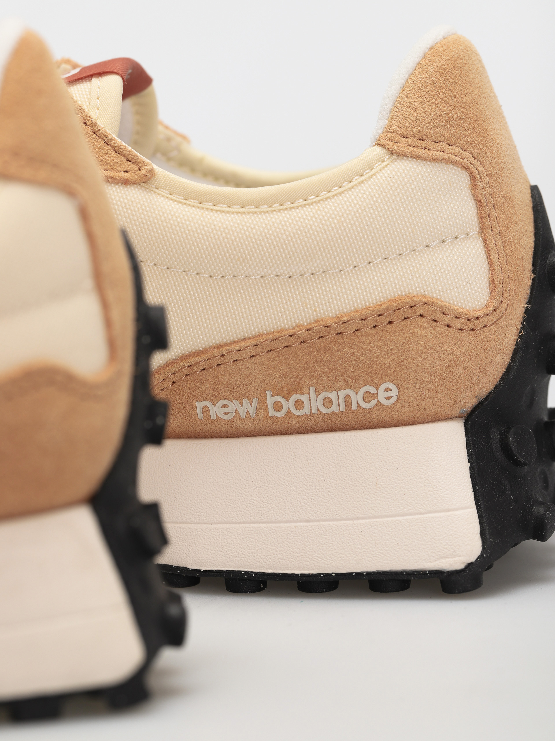 Boty New Balance 327 (macadamia nut)