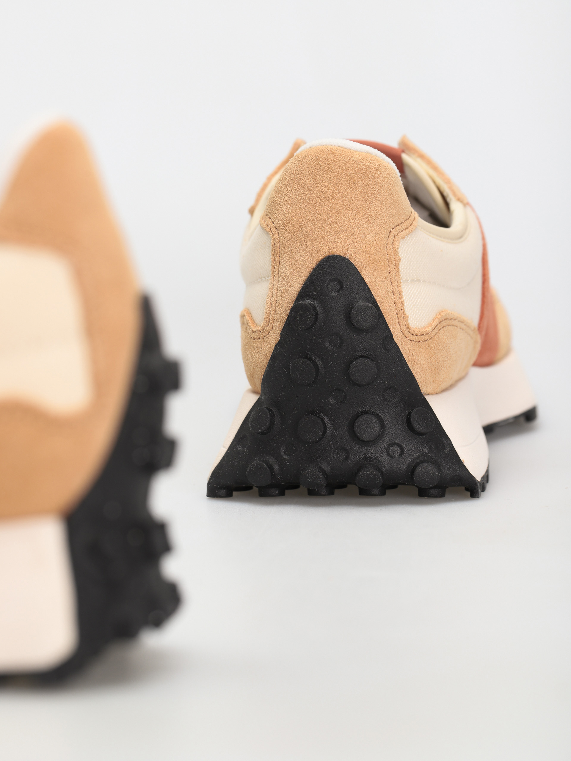 Boty New Balance 327 (macadamia nut)