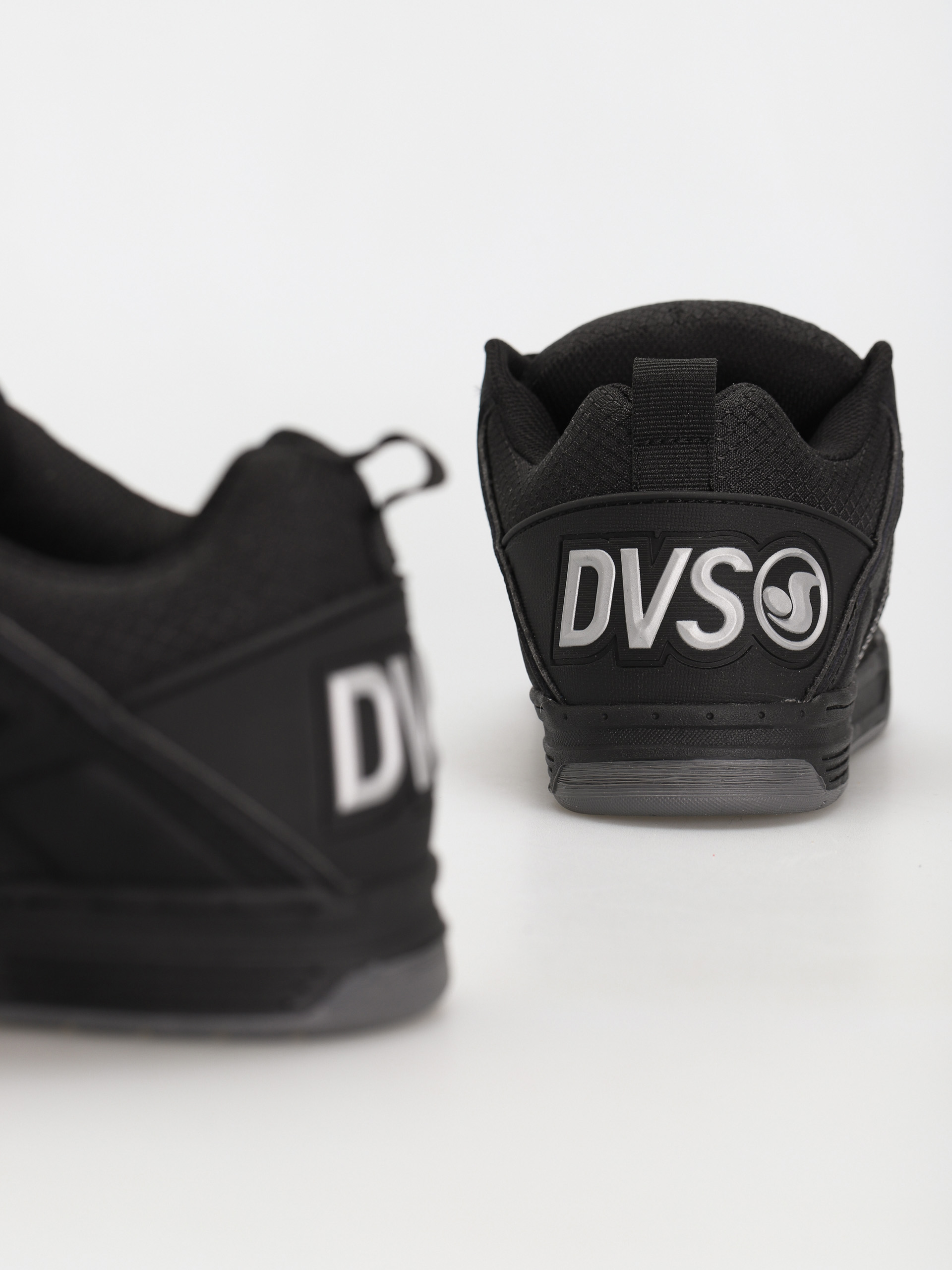 Boty DVS Comanche (black reflective charcoal nubuck)